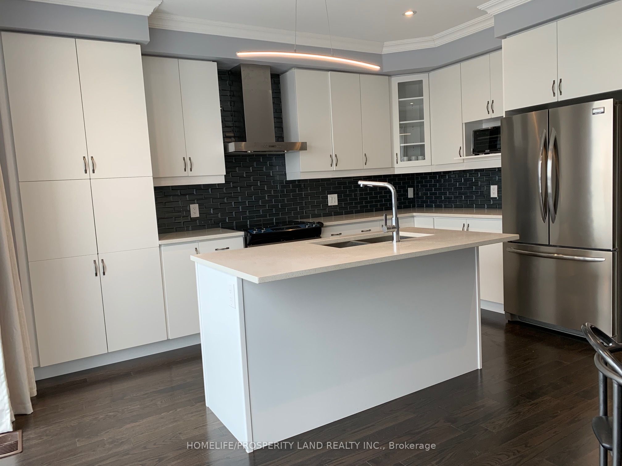 77 Glenngarry Crescent, Vaughan, ON L6A 4Z5 photo 3