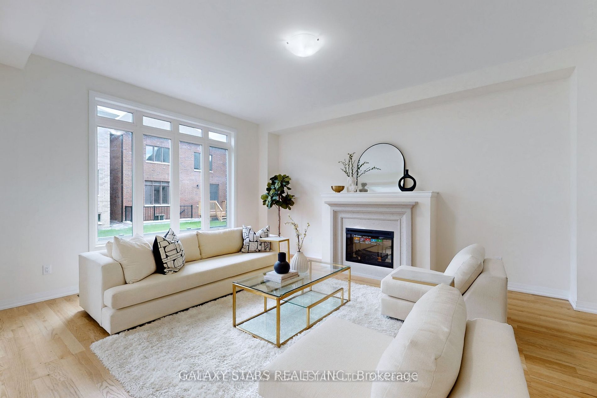 31 Sambro Lane, Whitchurch-Stouffville, ON L4A 0S1 photo 3