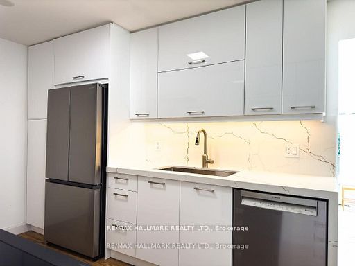 23 Ironshield Crescent, Markham, ON L3T 3K7 photo 5