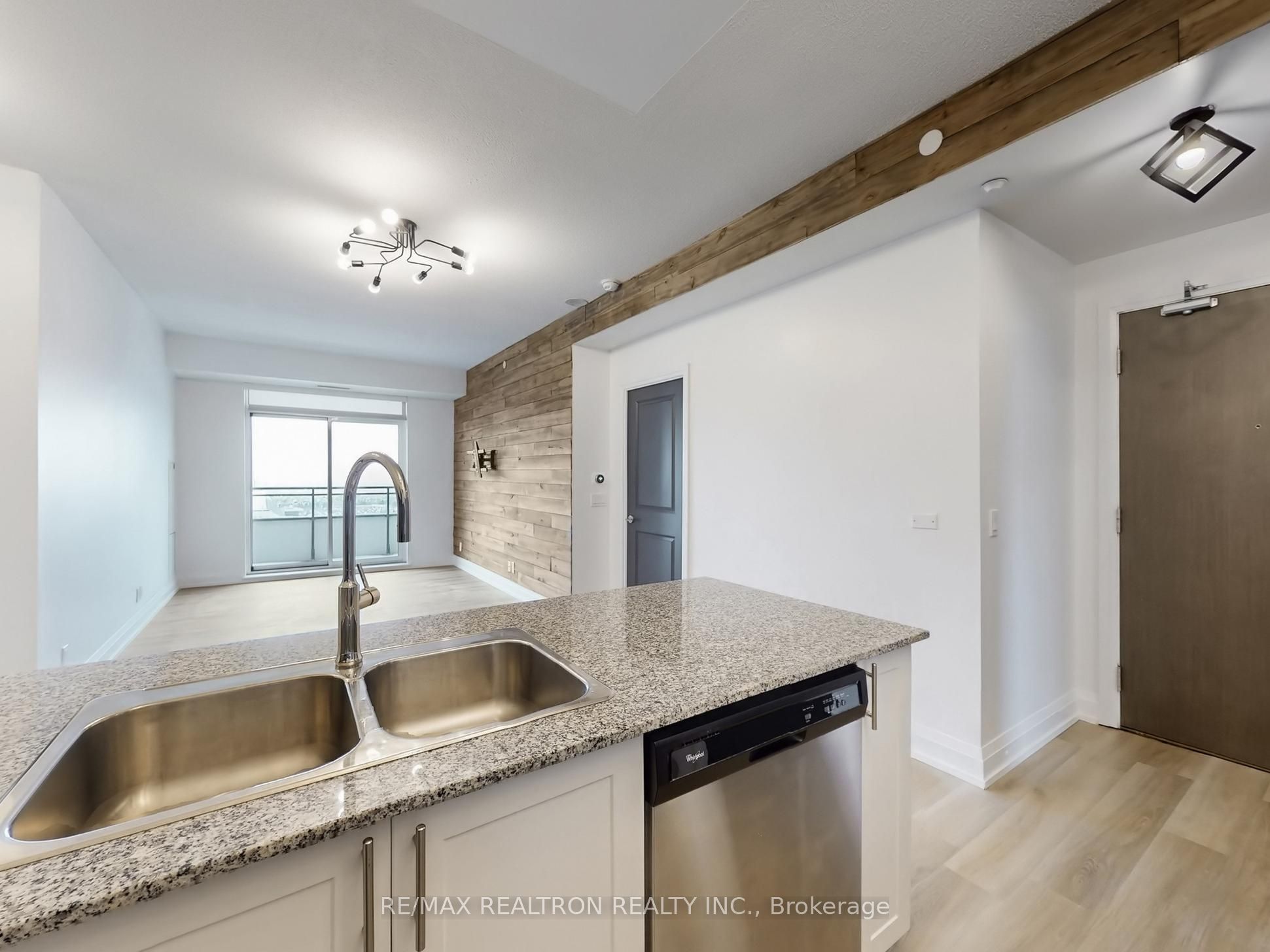 7890 Bathurst Street 2505, Vaughan, ON L4J 0J8 photo 5