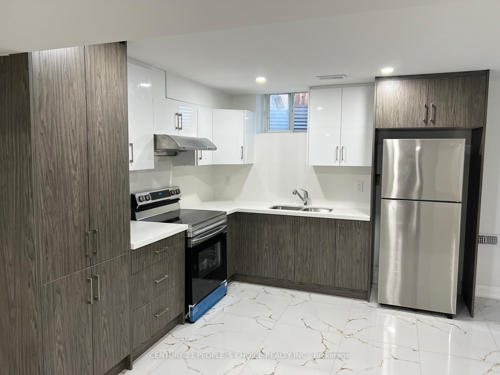 19 Antorisa Avenue E #BSMT, Vaughan, ON L4L 1A6 photo 5