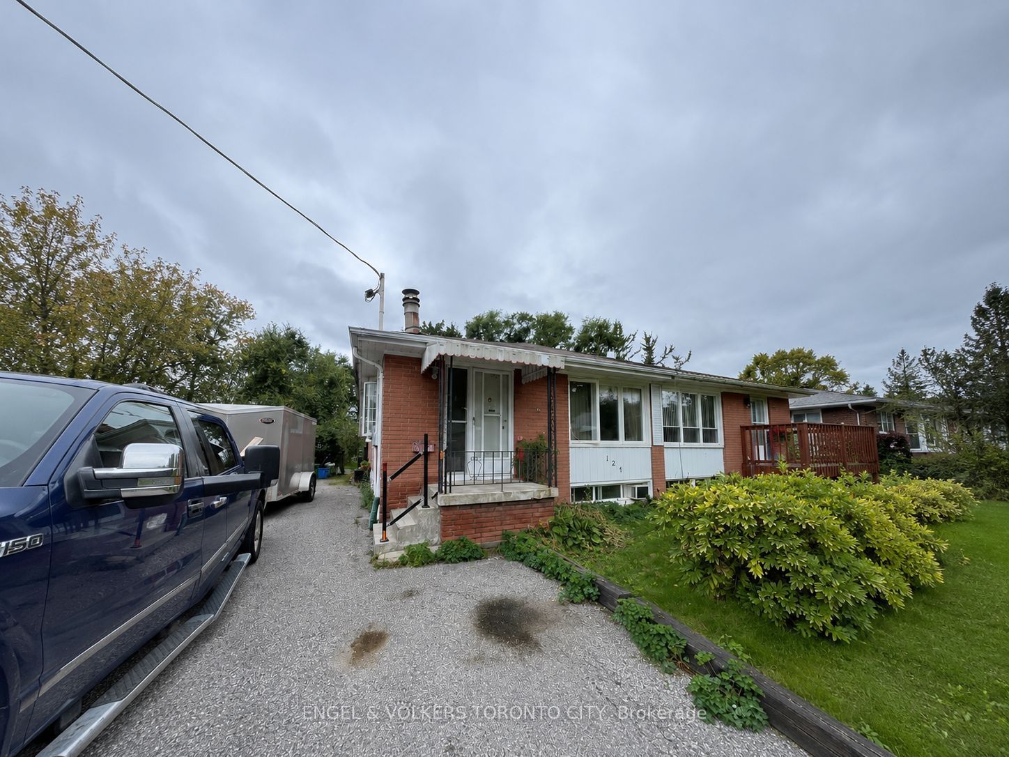 124 Septonne Avenue Main, Newmarket, ON L3Y 2W3 photo 2