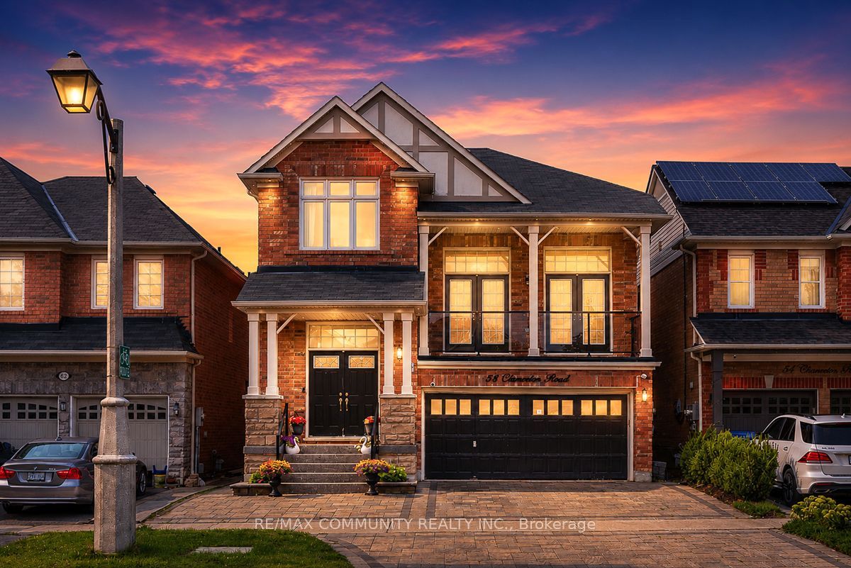 58 Clamerten Road, Whitchurch-Stouffville, ON L4A 0E8 photo 2