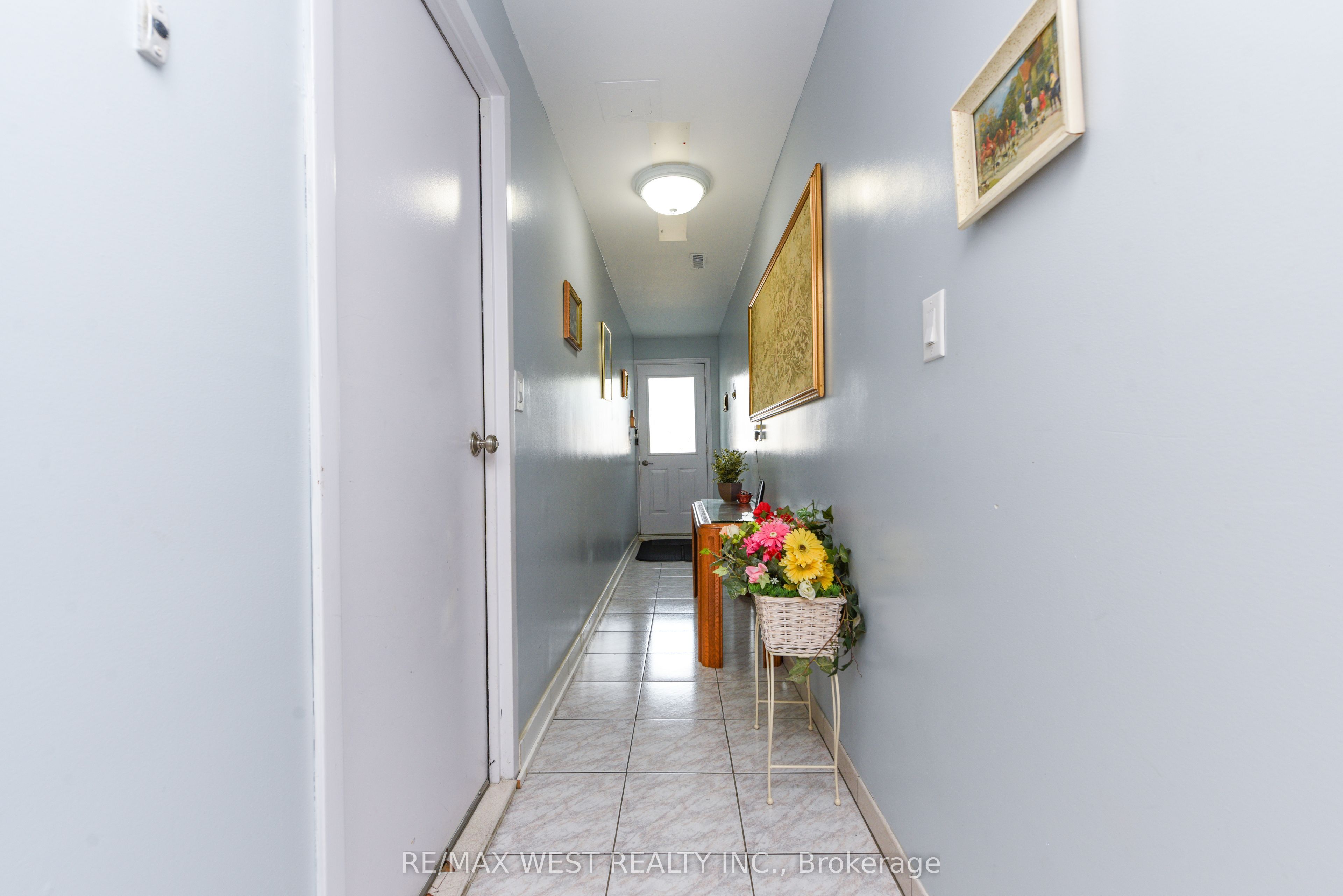 181 Misty Meadow Drive, Vaughan, ON L4L 3V6 photo 4