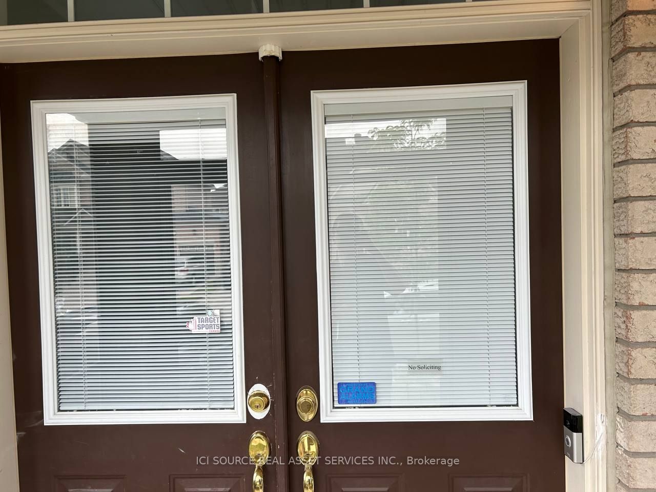 22 Castleview Crescent, Markham, ON L6C 3C2 photo 2