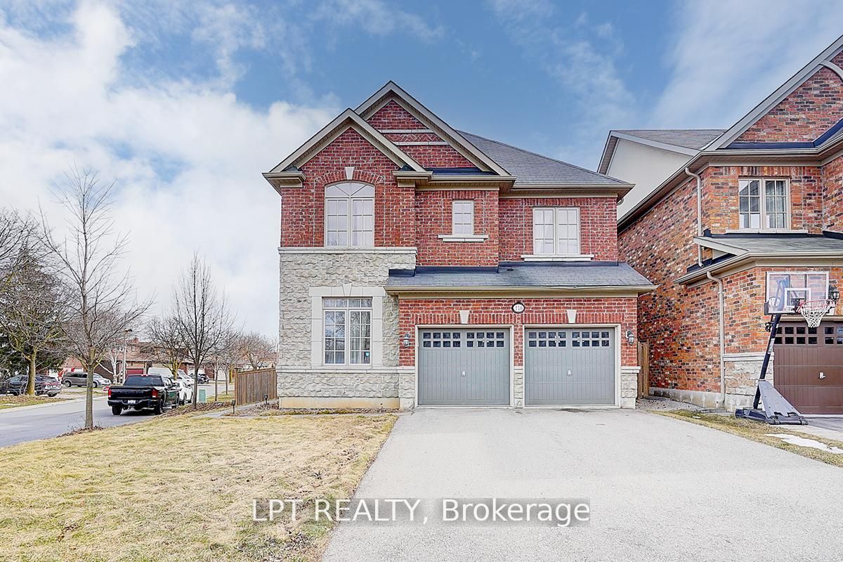 116 Dunlop Street, Richmond Hill, ON L4C 0X1
