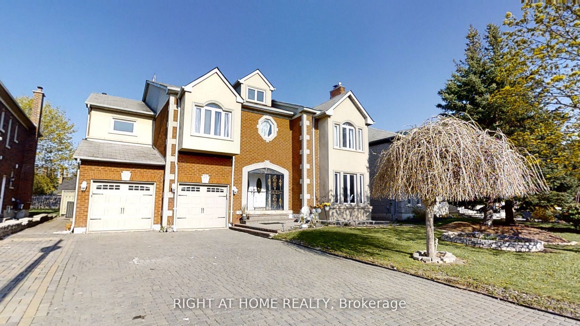 31 NORTHGATE Crescent E, Richmond Hill, ON L4B 2K8 photo 2