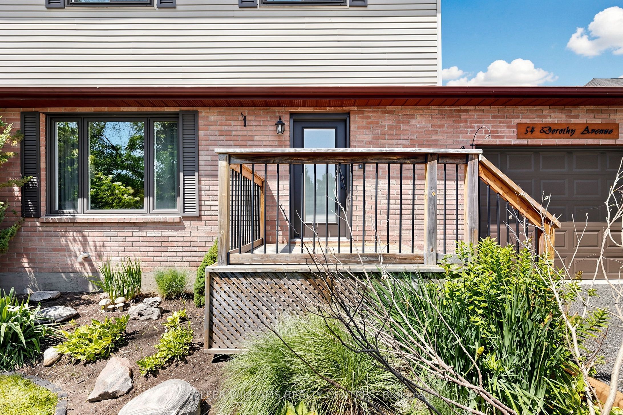 54 Dorothy Avenue, Georgina, ON L0E 1R0 photo 4