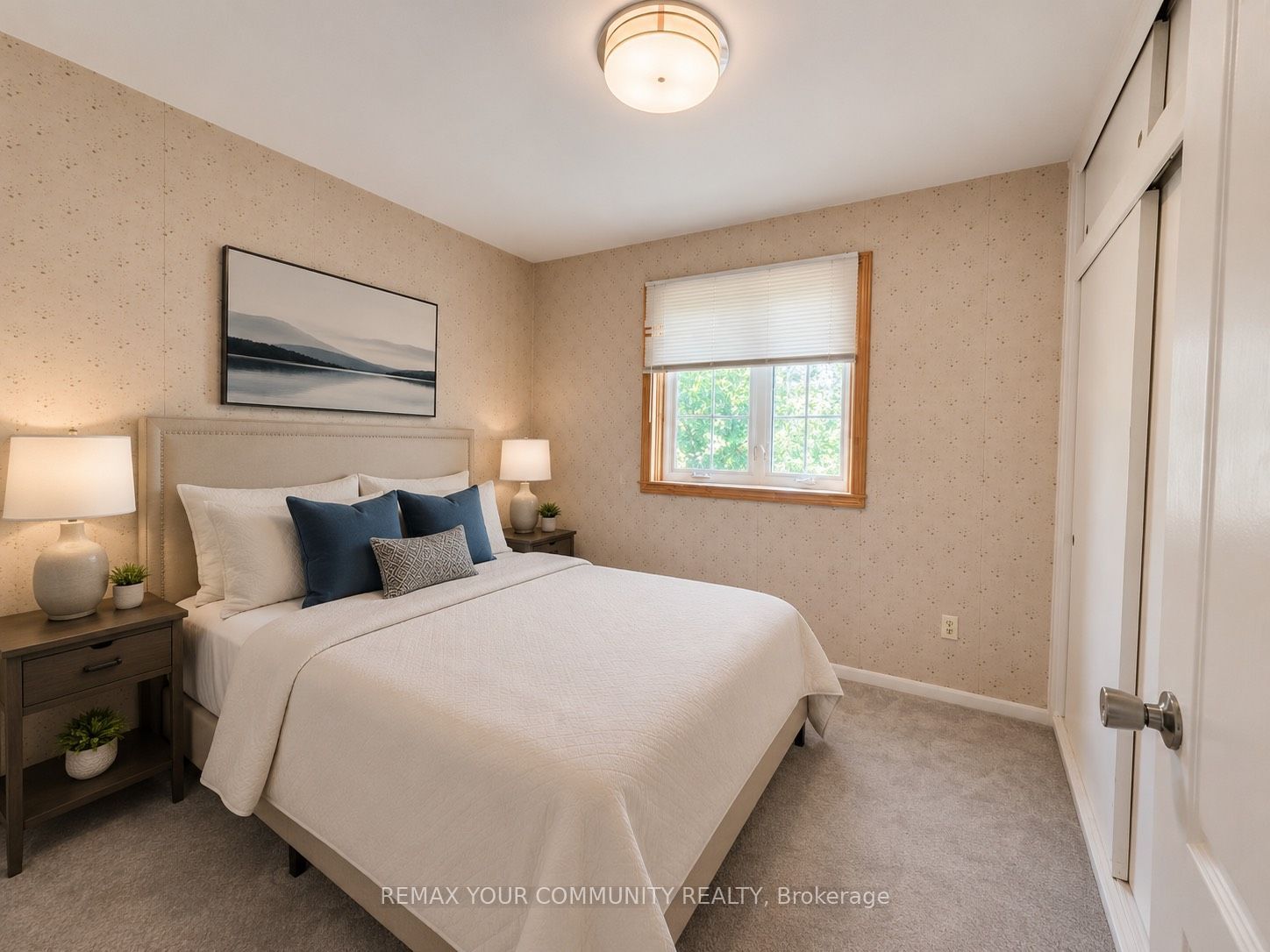 536 Lynett Crescent, Richmond Hill, ON L4C 2V9 photo 3
