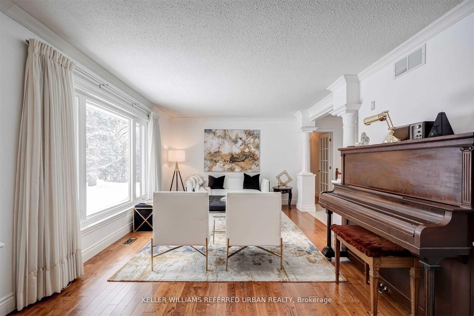 135 Jennifer Crescent, East Gwillimbury, ON M5G 1M1 photo 5