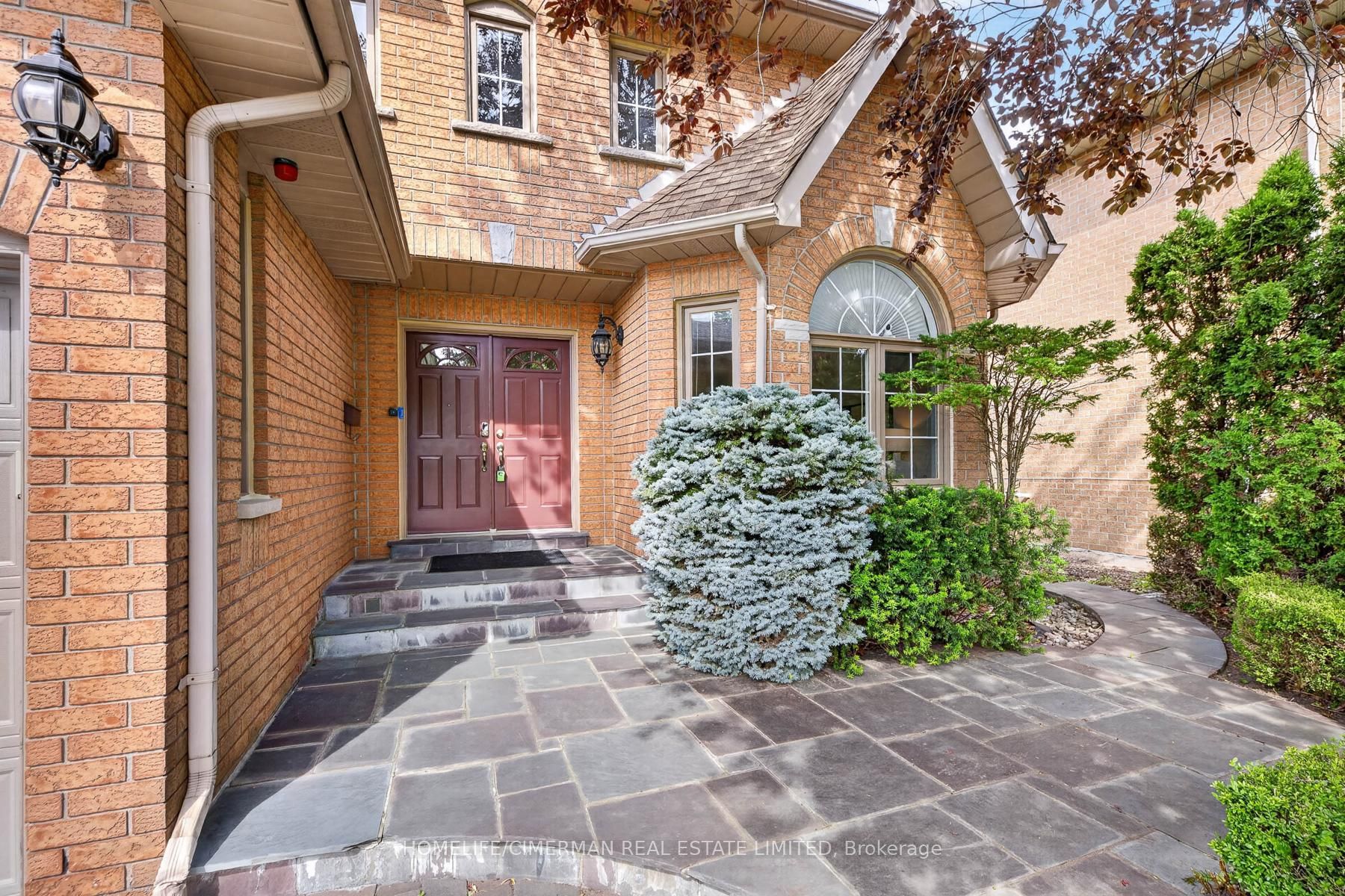 6 Creekview Avenue, Richmond Hill, ON L4C 9X1 photo 3
