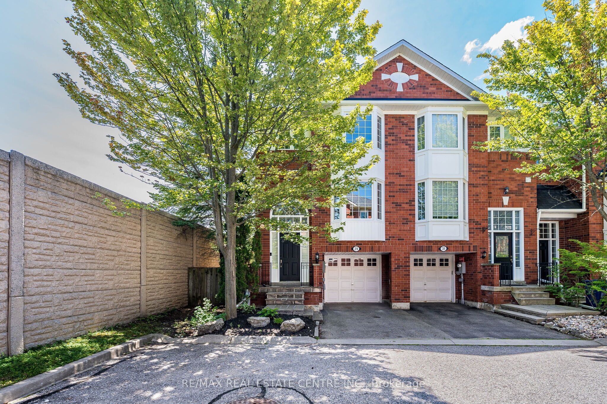 29 Mosaics Avenue, Aurora, ON L4G 7L5