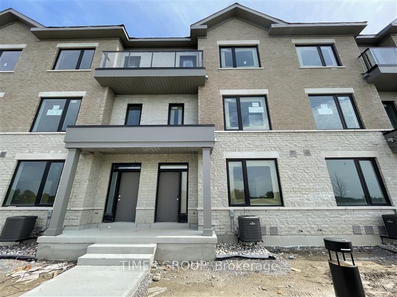30 Carlow Lane, Richmond Hill, ON L4S 1N3 photo 2