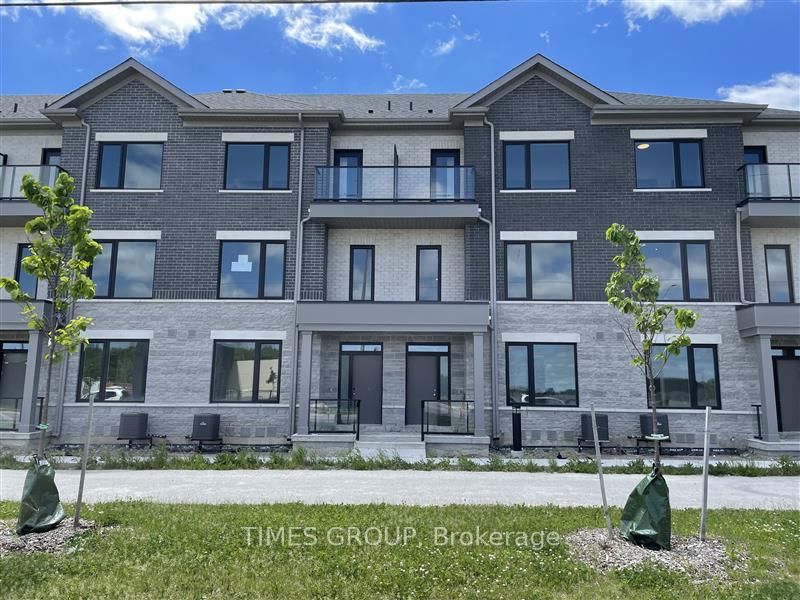 72 Grimsby Lane, Richmond Hill, ON L4S 1N3