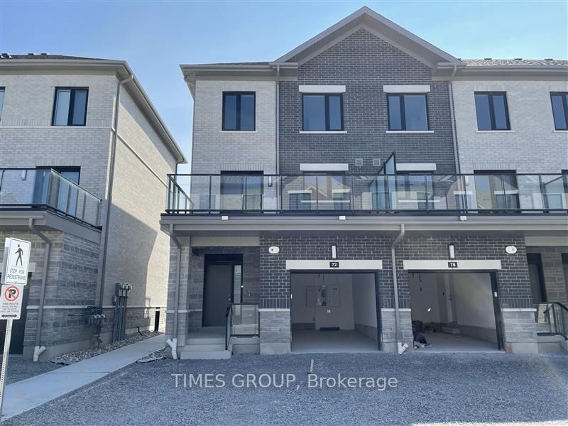 72 Grimsby Lane, Richmond Hill, ON L4S 1N3 photo 4