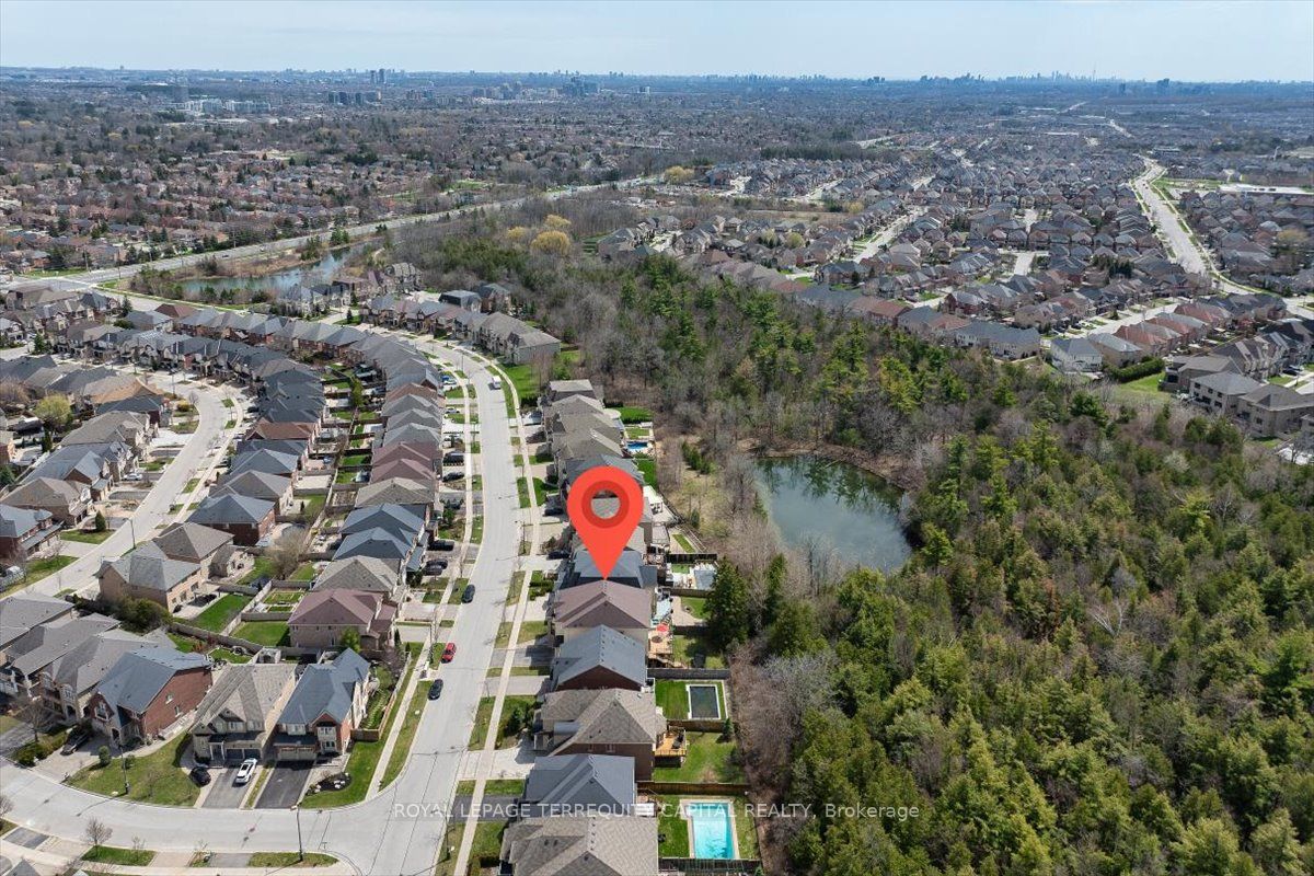 147 Lady Nadia Drive, Vaughan, ON L6A 4E6 photo 4