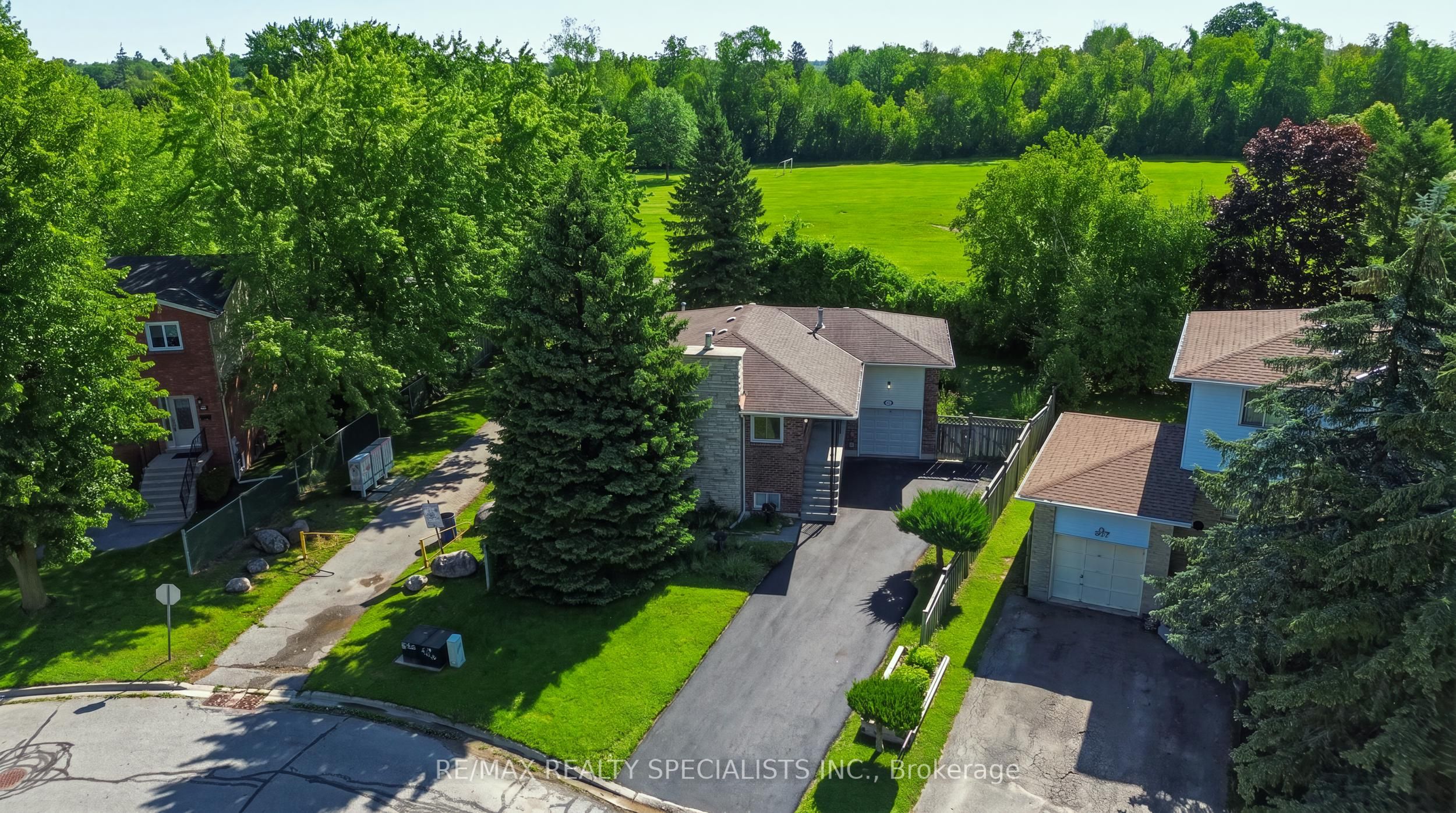 29 Campion Court, Georgina, ON L4P 3N1