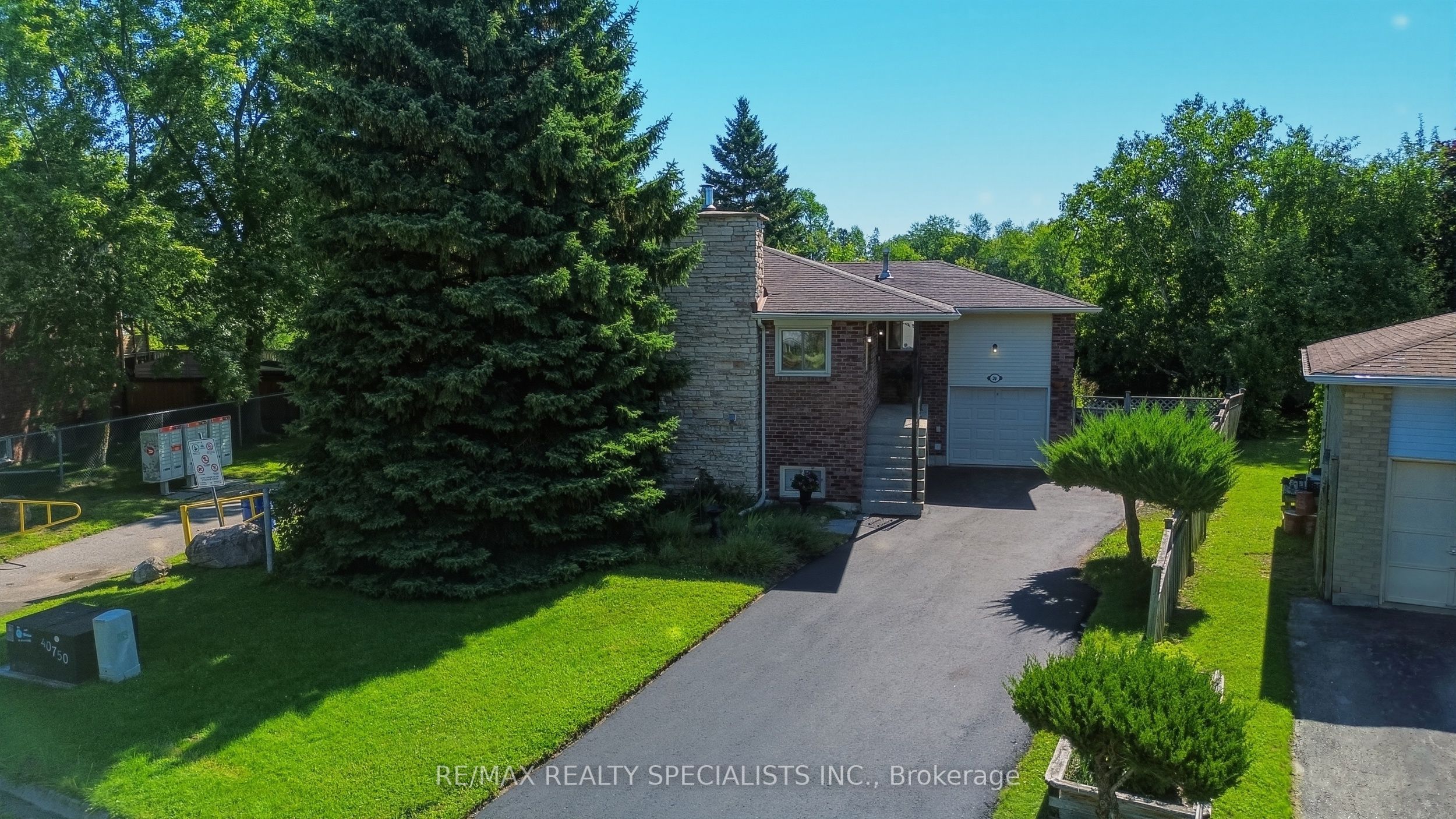 29 Campion Court, Georgina, ON L4P 3N1 photo 3