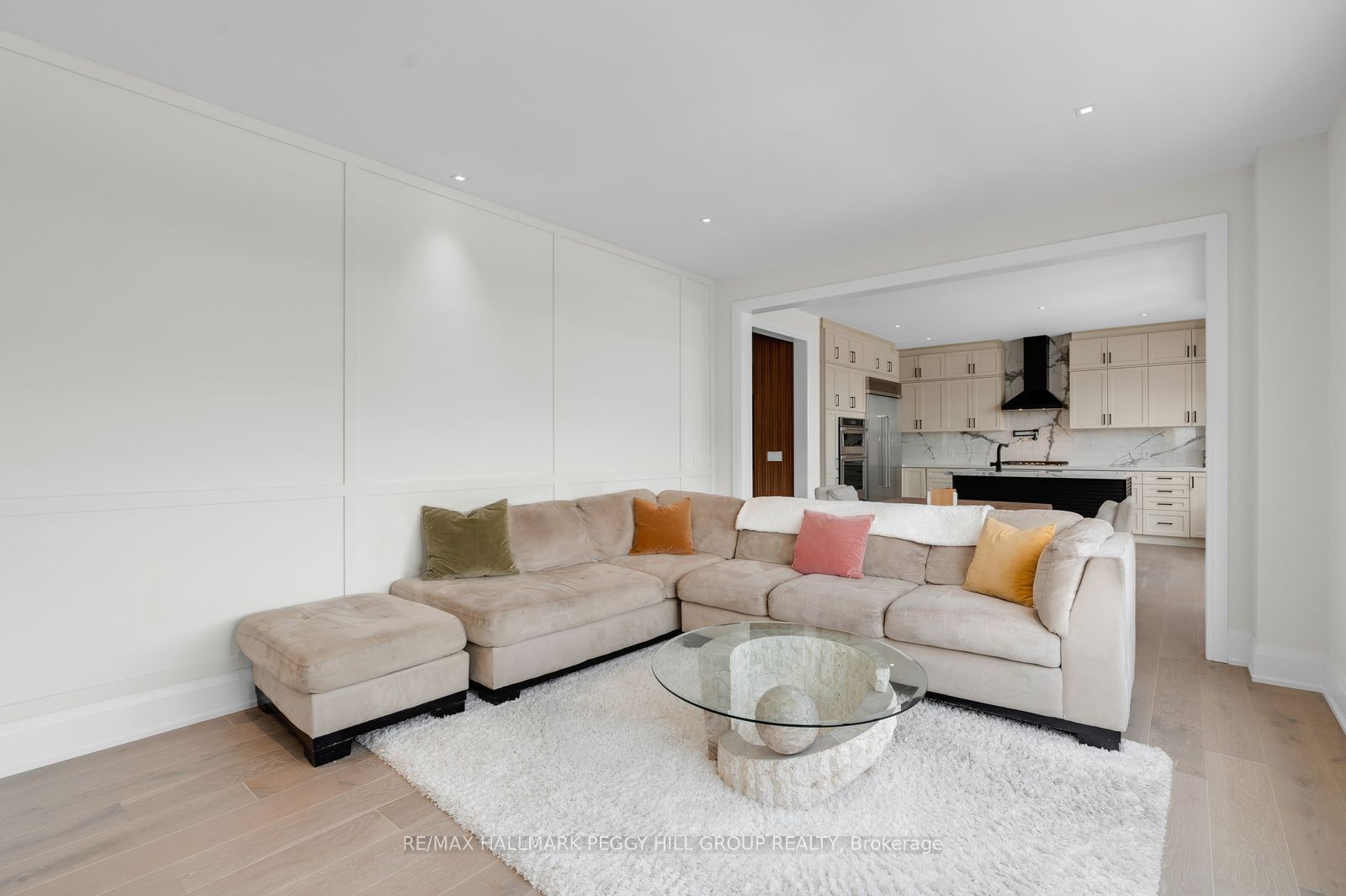 61 Strathgreen Lane, Georgina, ON L4P 0J3 photo 4