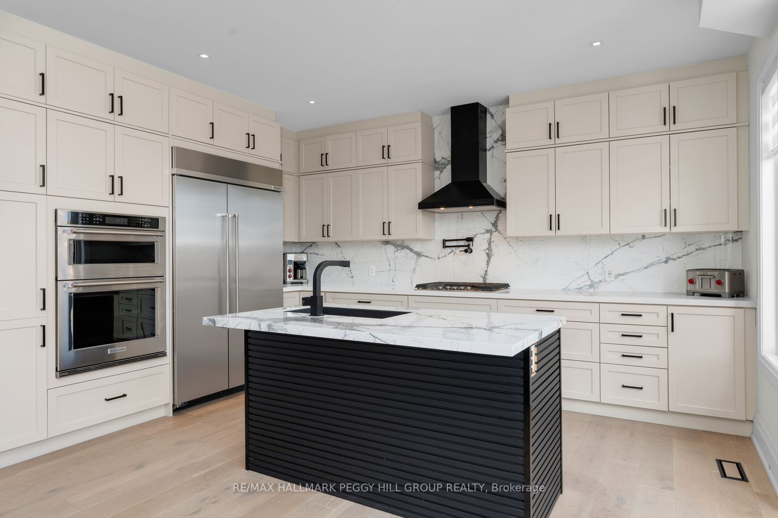 61 Strathgreen Lane, Georgina, ON L4P 0J3 photo 5