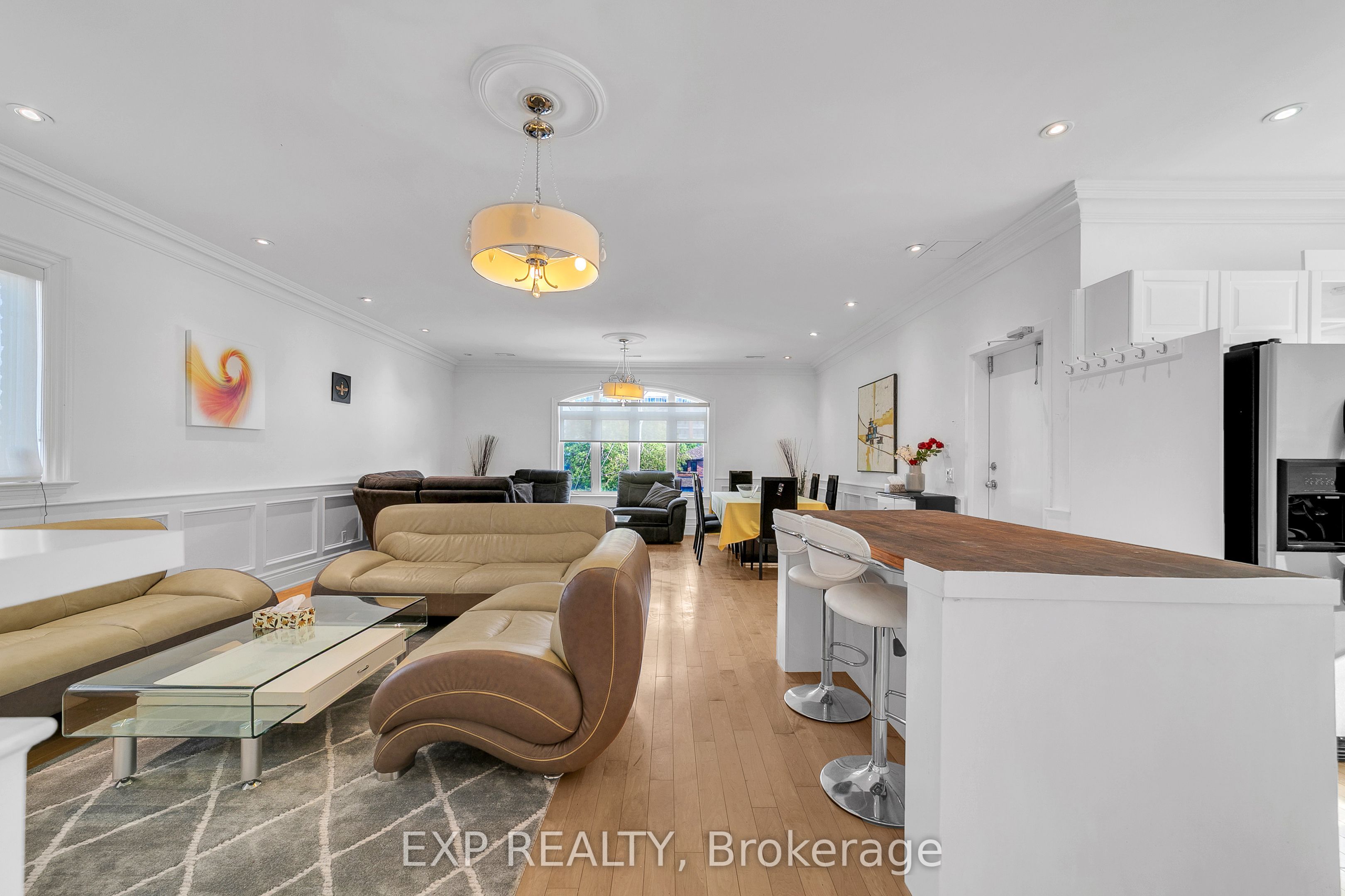 2 Mackay Drive 2nd Floor, Richmond Hill, ON L4C 6P1 photo 4