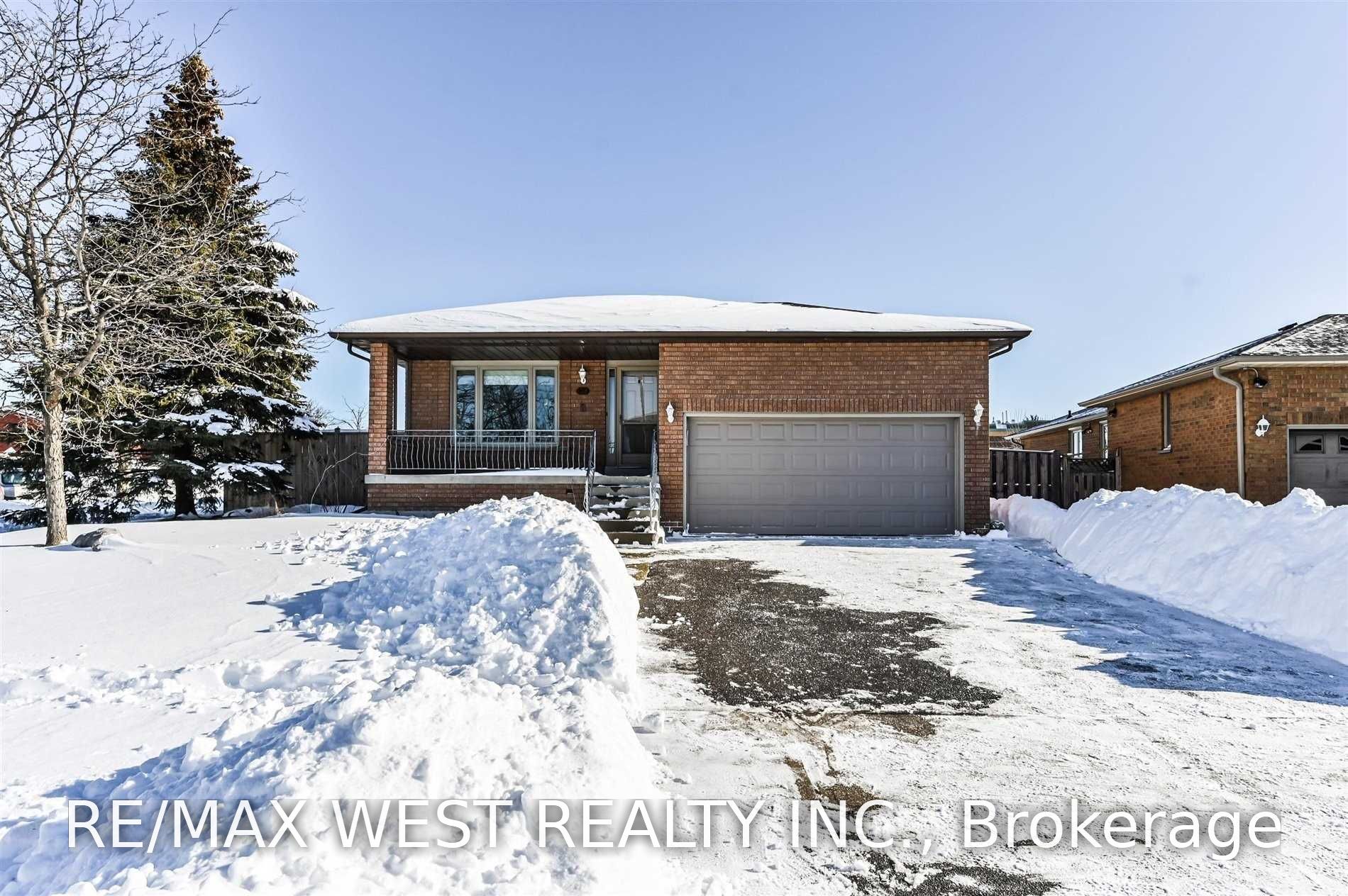 139 Carmen Crescent, Vaughan, ON L4L 5P1