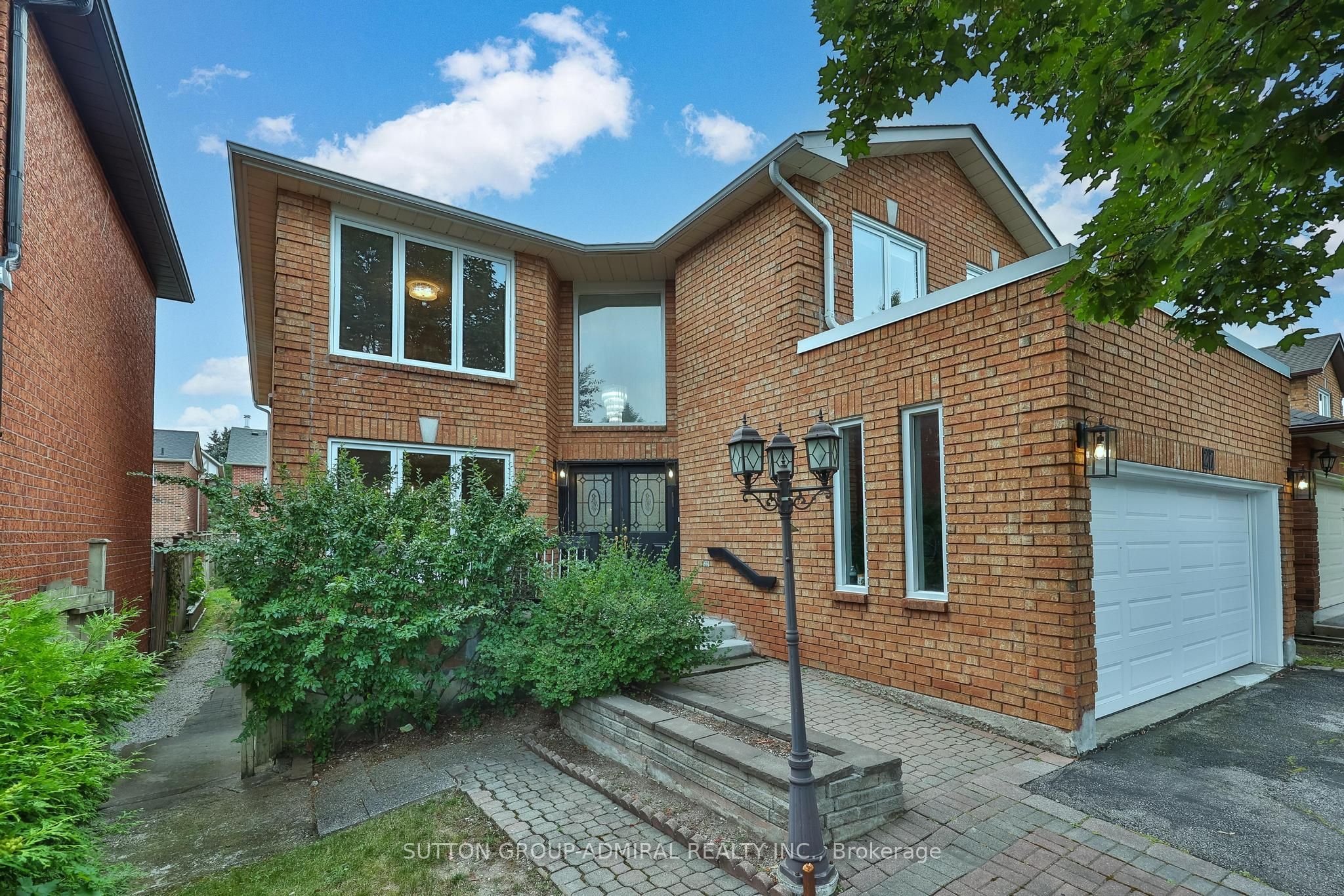 27 Green Acres Road, Vaughan, ON L4J 4S2 photo 4