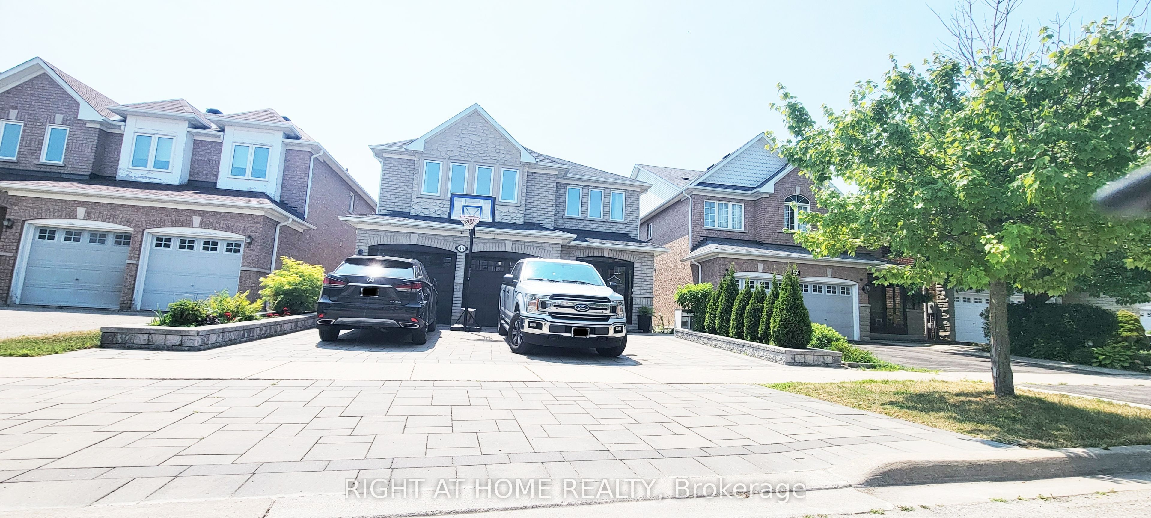 46 Danpatrick Drive, Richmond Hill, ON L4S 2S7 photo 2