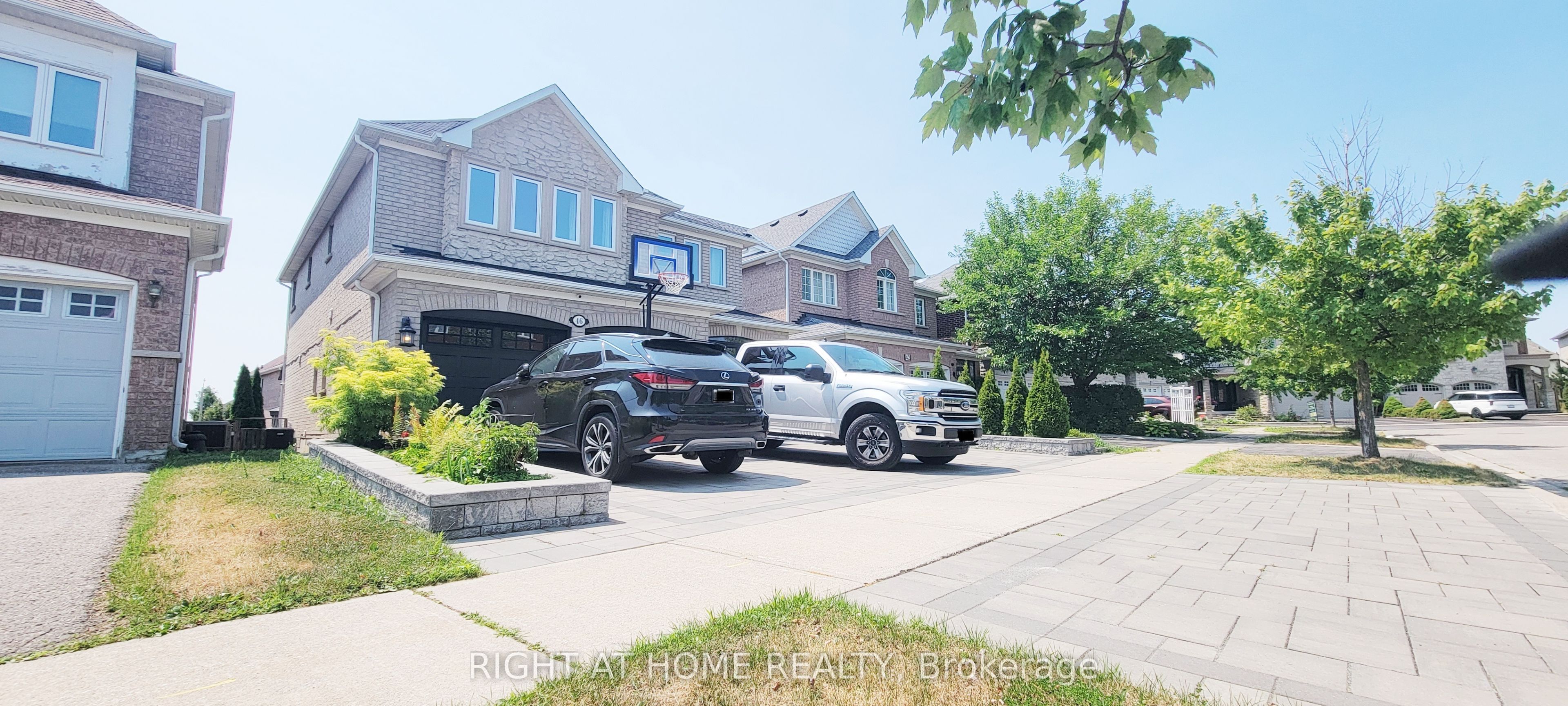 46 Danpatrick Drive, Richmond Hill, ON L4S 2S7 photo 3