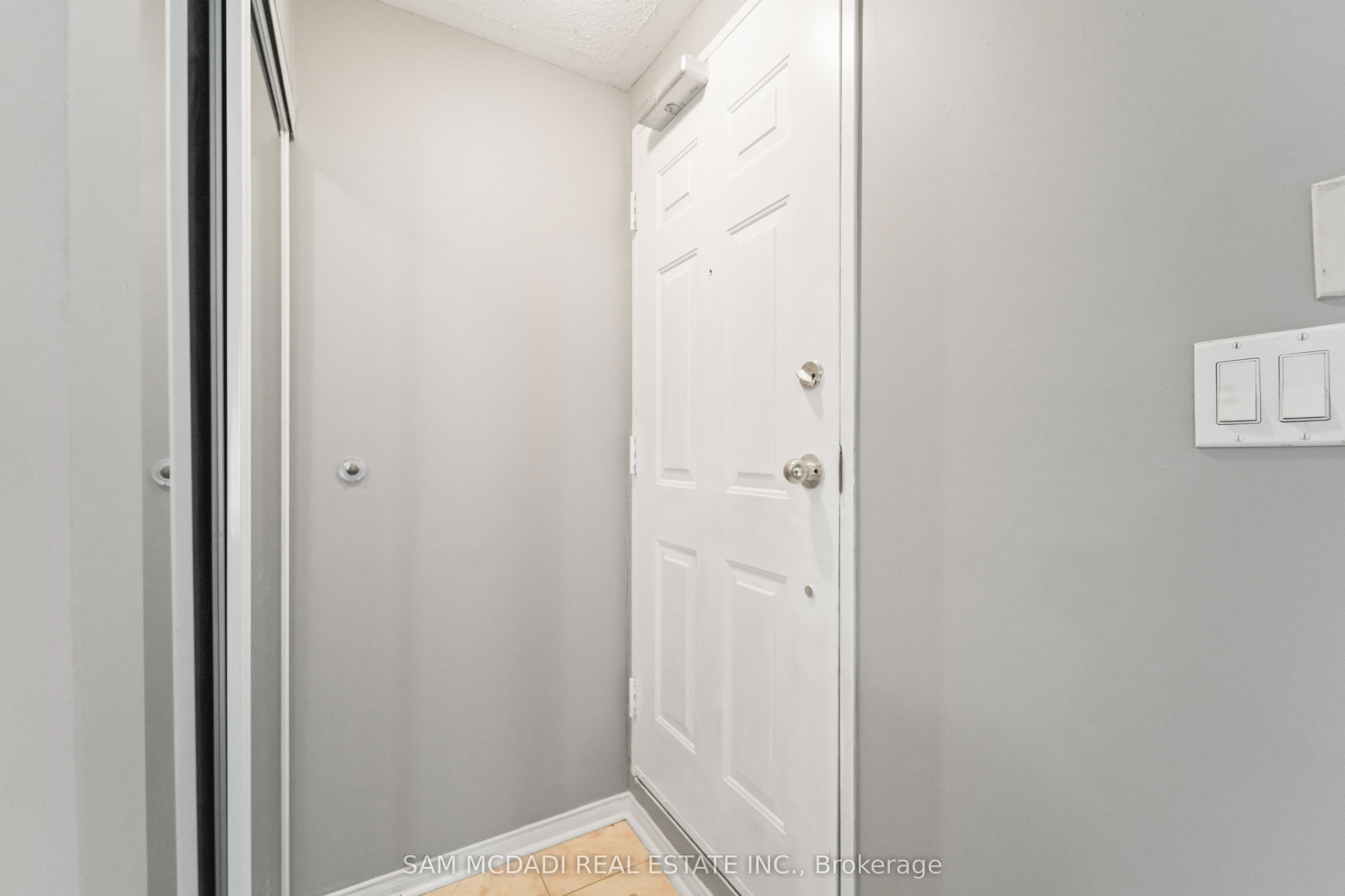 310 John Street 170, Markham, ON L3T 0A7 photo 3