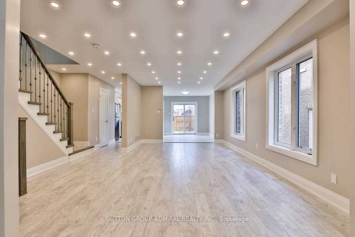 99 Maple Sugar Lane, Vaughan, ON L4J 8M8 photo 4