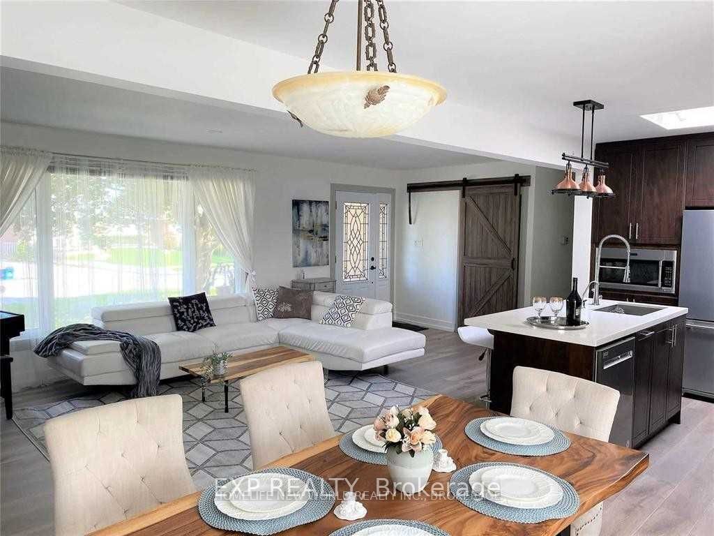 380 Balkan Road, Richmond Hill, ON L4C 2P1 photo 4