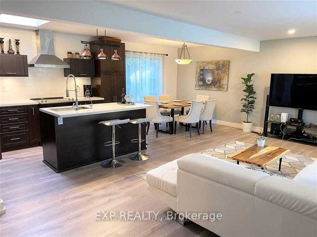 380 Balkan Road, Richmond Hill, ON L4C 2P1 photo 5