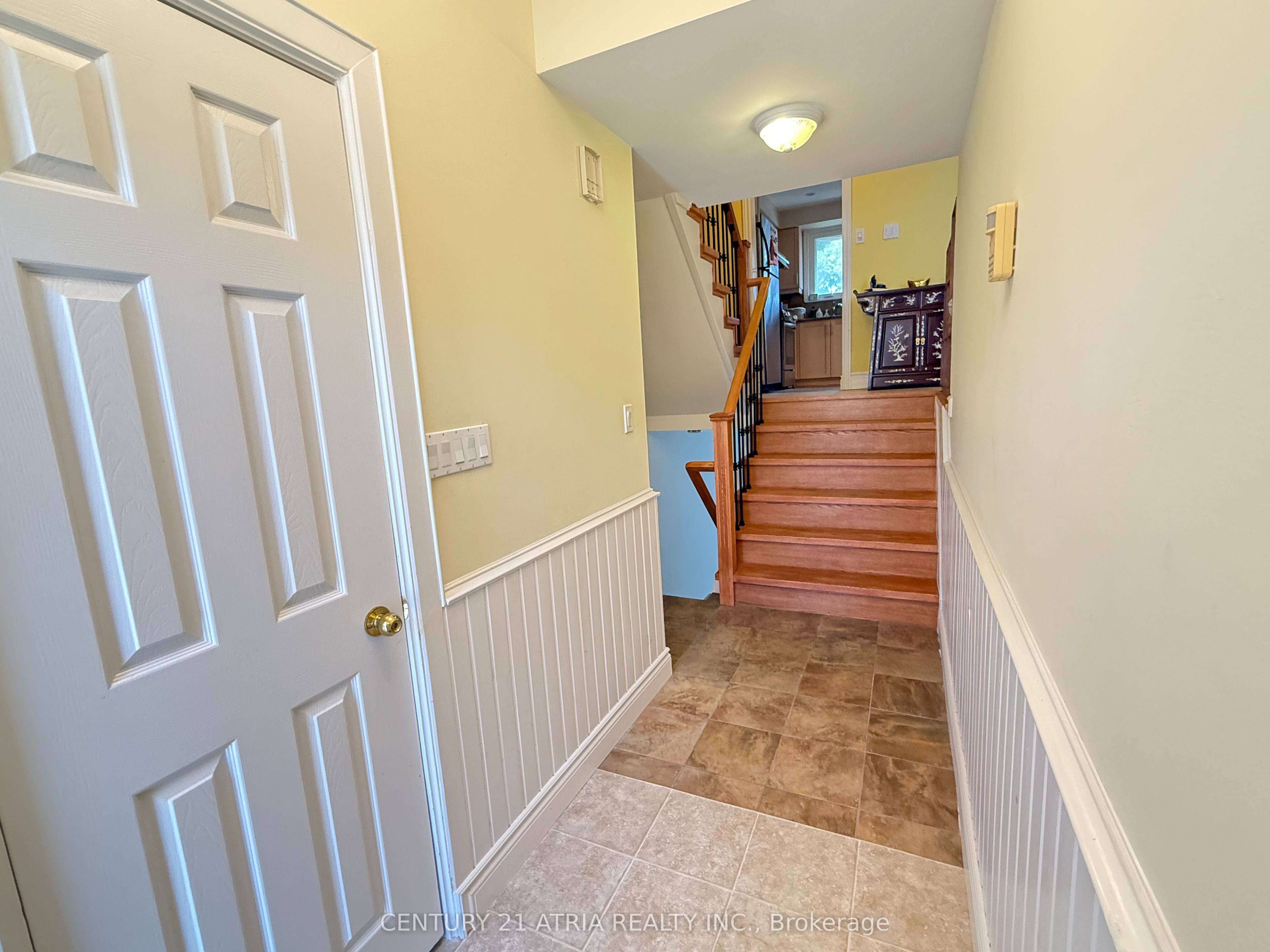 73 Stately Way, Markham, ON L3T 3Z9 photo 3