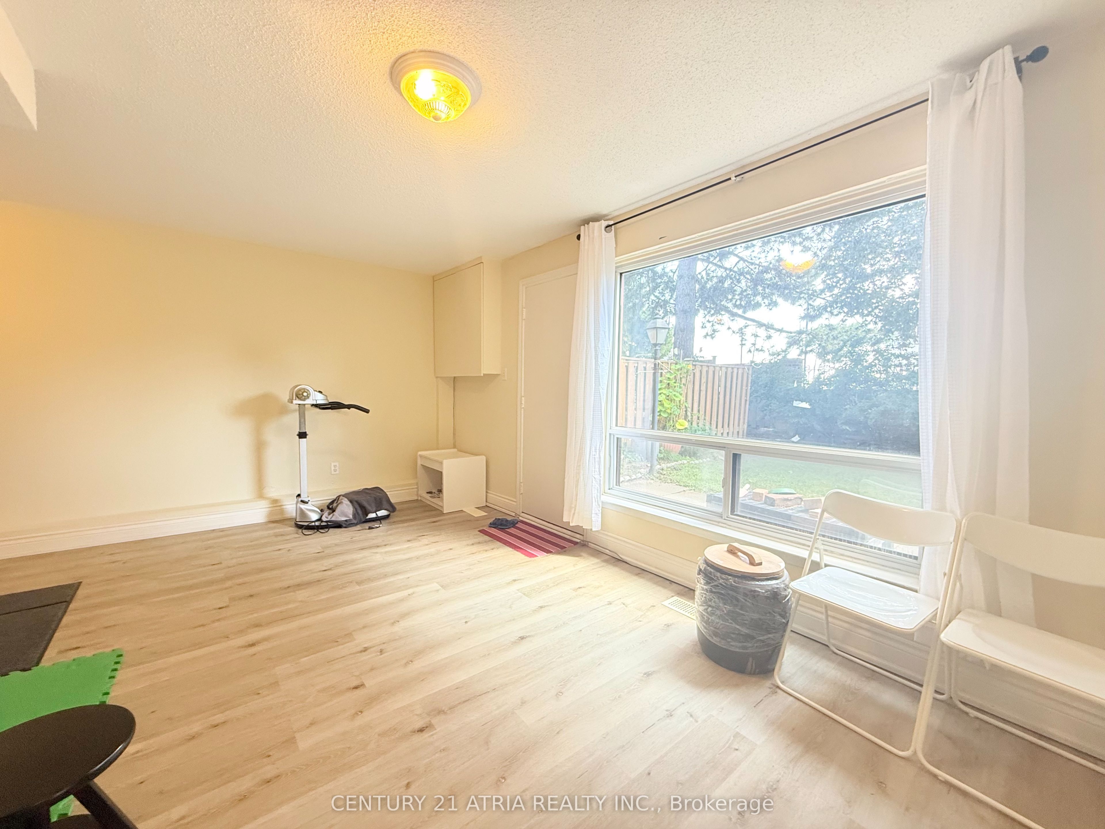 73 Stately Way, Markham, ON L3T 3Z9 photo 4