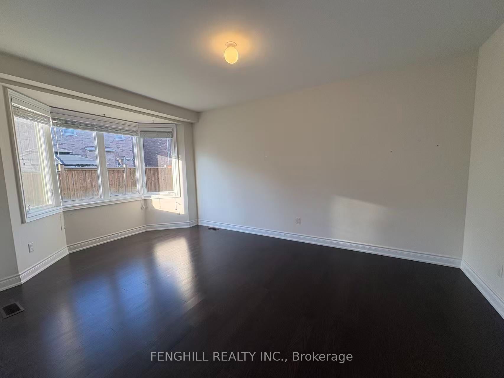 34 William Luck Avenue, East Gwillimbury, ON L9N 0S1 photo 3