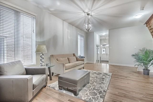 8 Westolivia Trail, Vaughan, ON L4J 0C1 photo 3