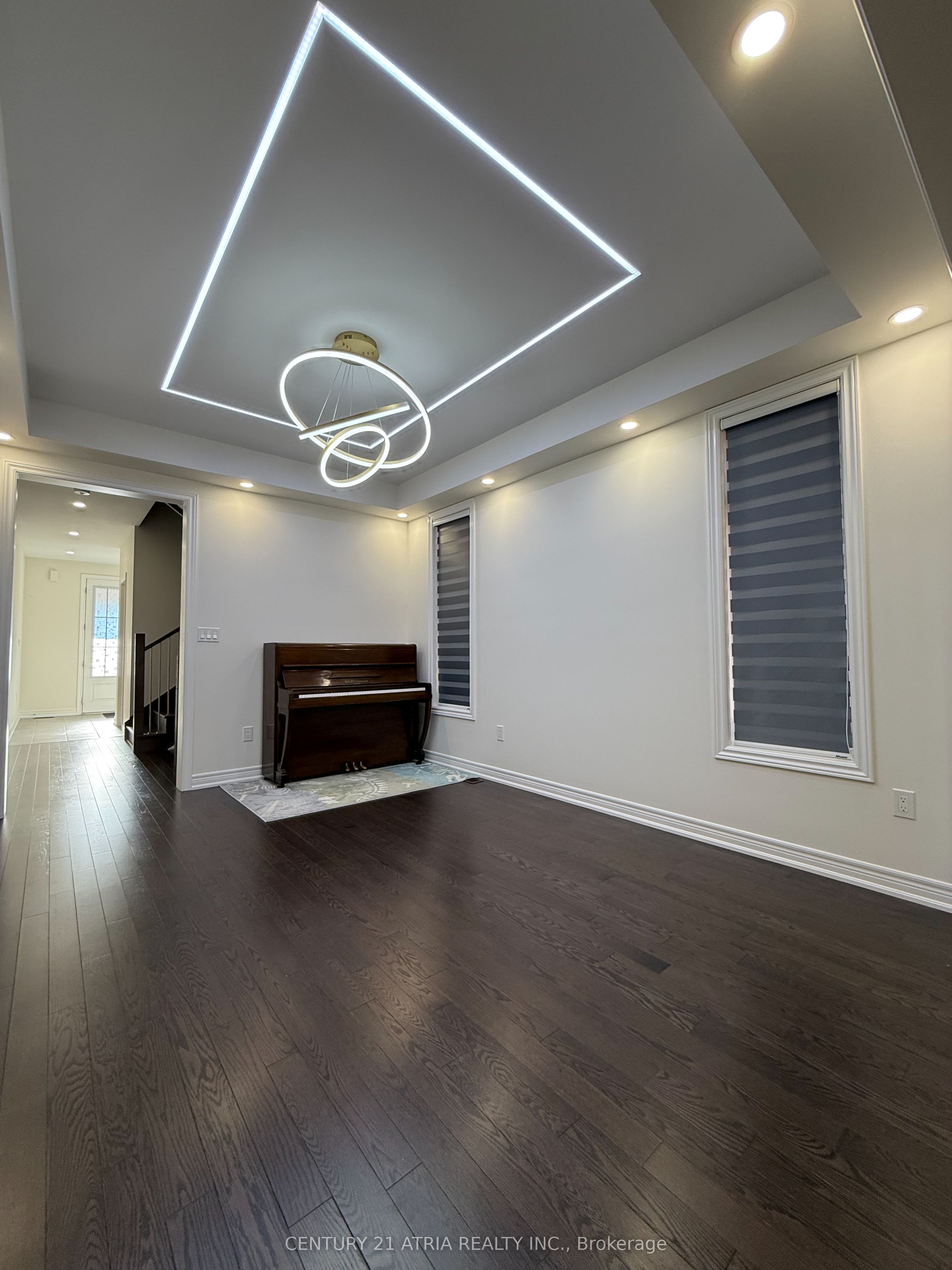 345 Silk Twist Drive, East Gwillimbury, ON L9N 1R8 photo 5