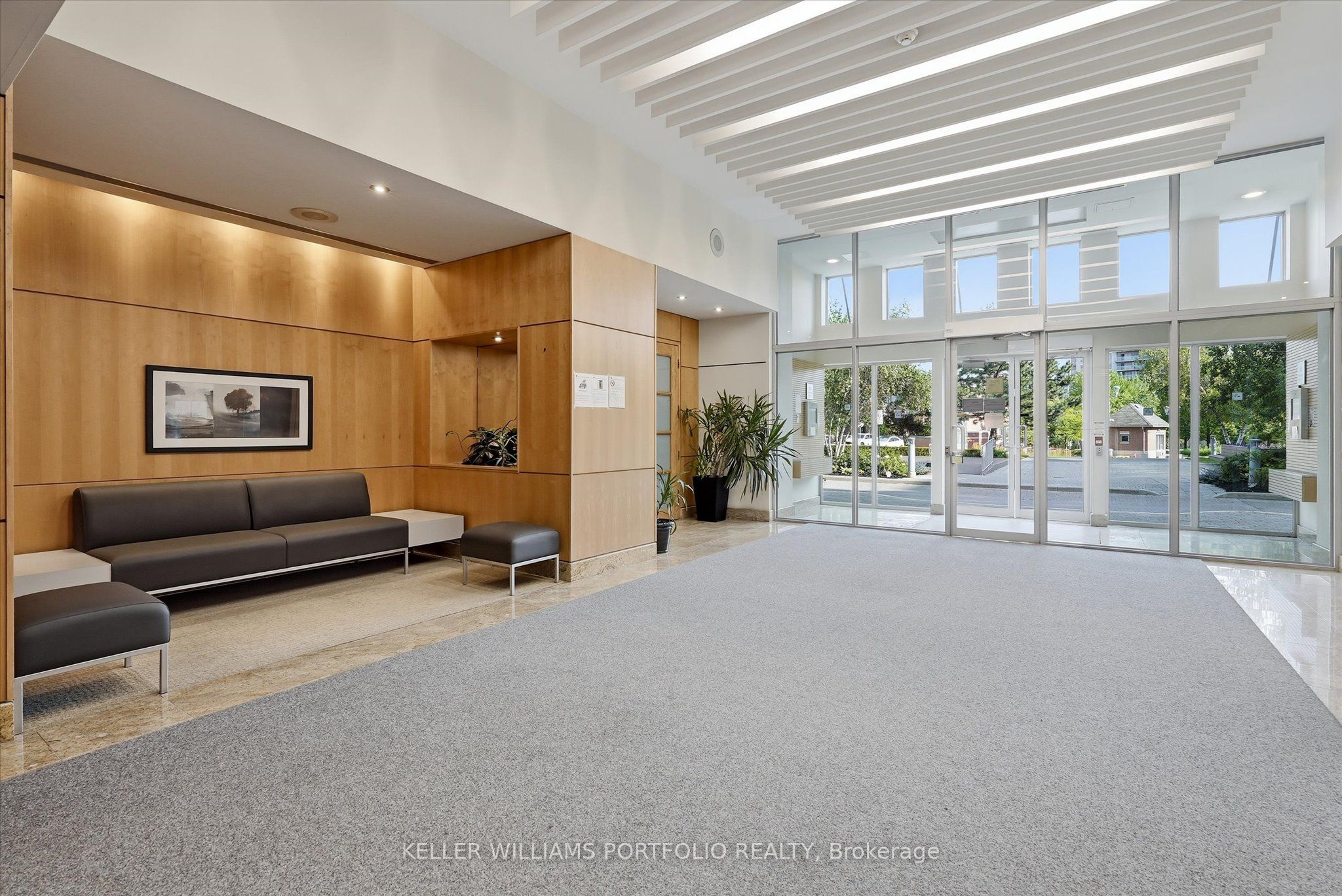 48 Suncrest Boulevard 607, Markham, ON L3T 7Y5 photo 5