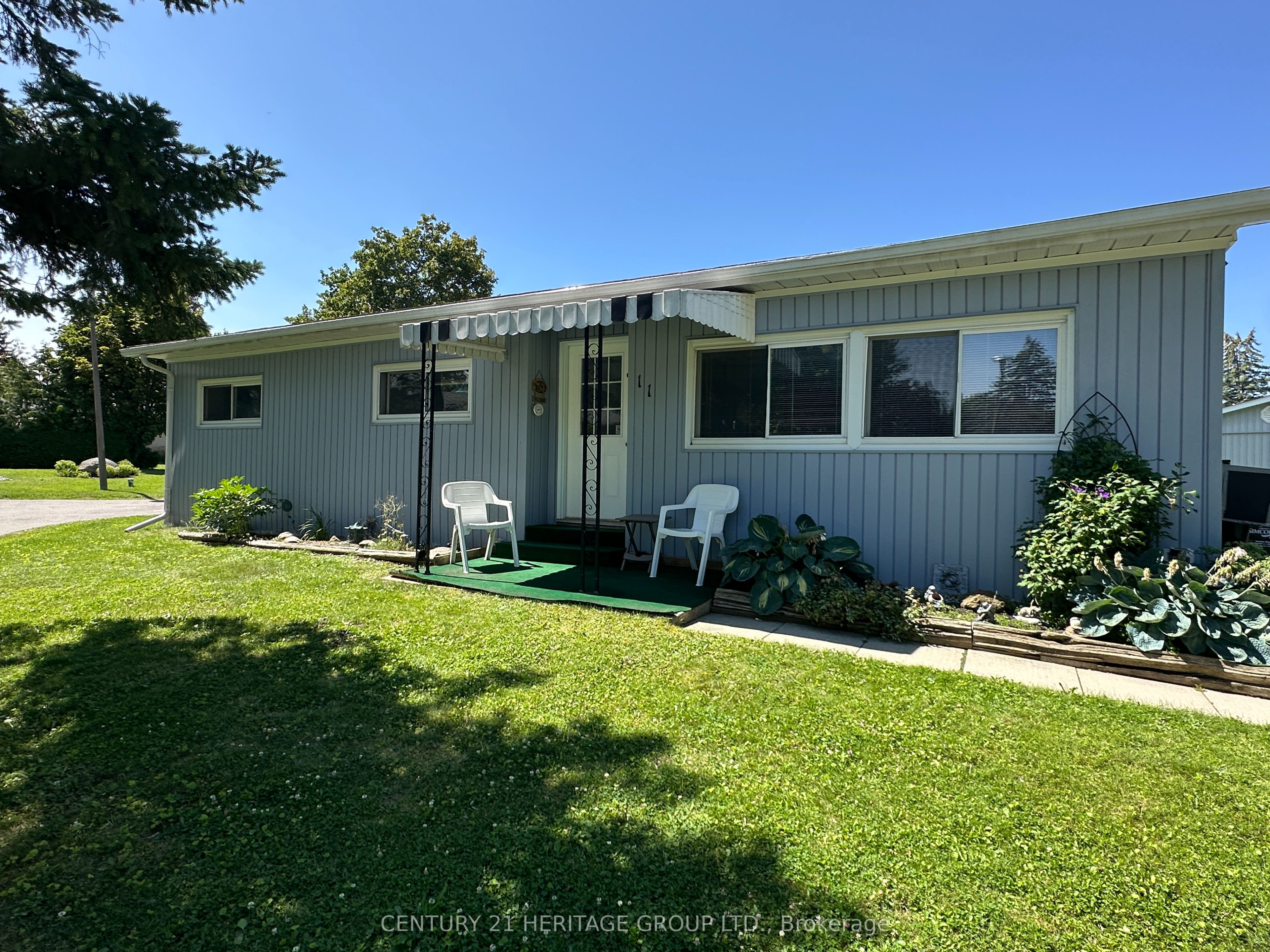 11 Maple Court, Innisfil, ON L9S 1N9 photo 4