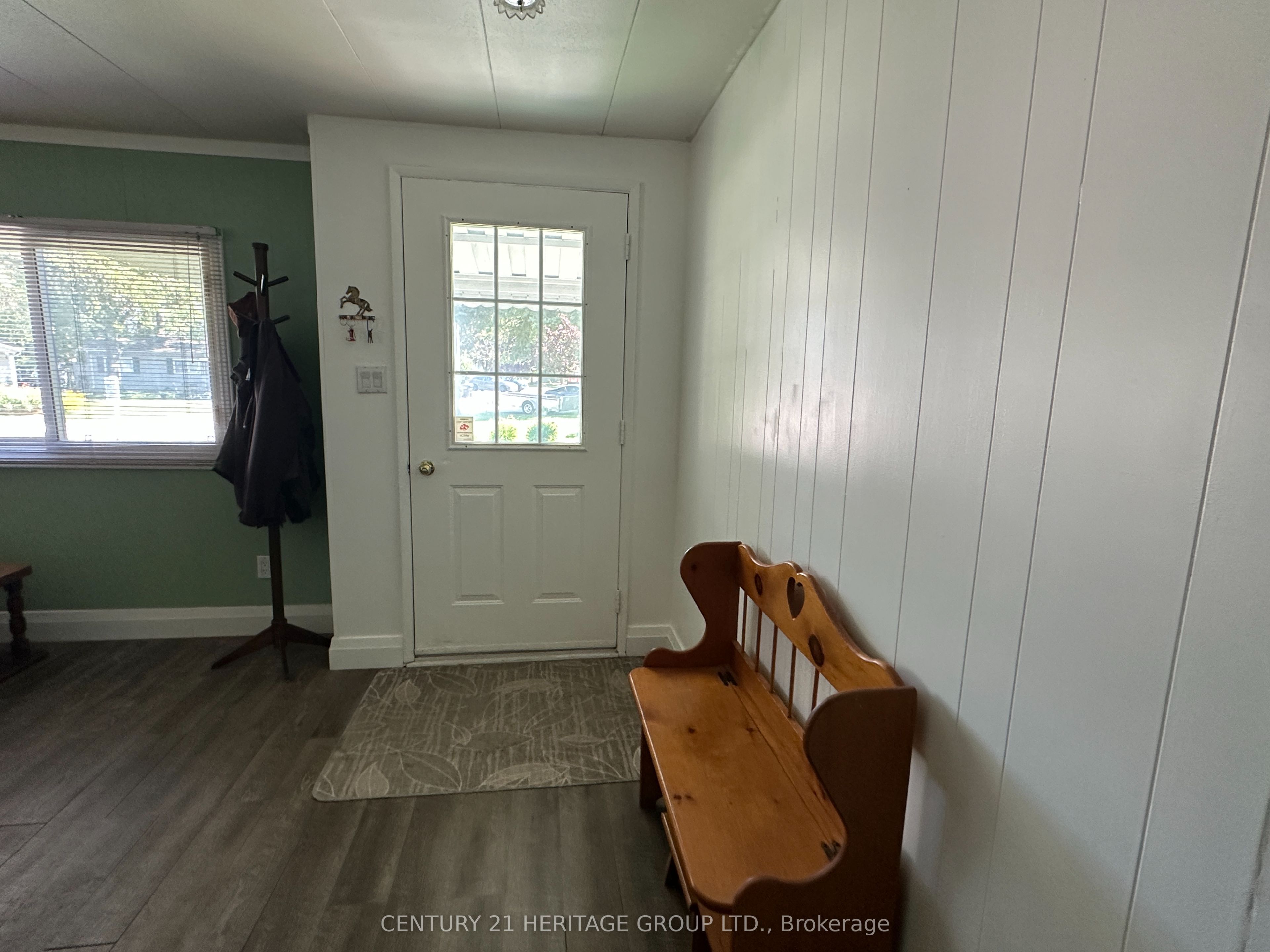 11 Maple Court, Innisfil, ON L9S 1N9 photo 5