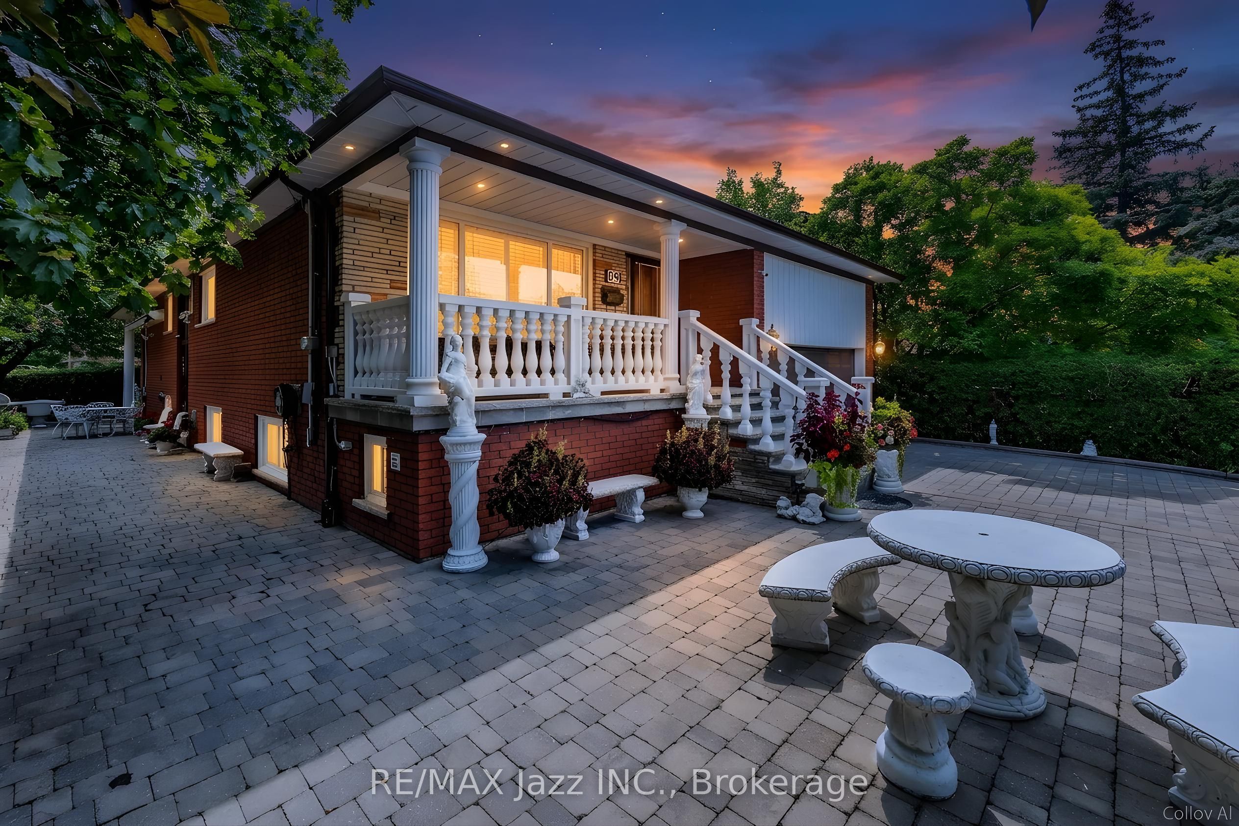 89 Crestwood Road, Vaughan, ON L4J 1A7
