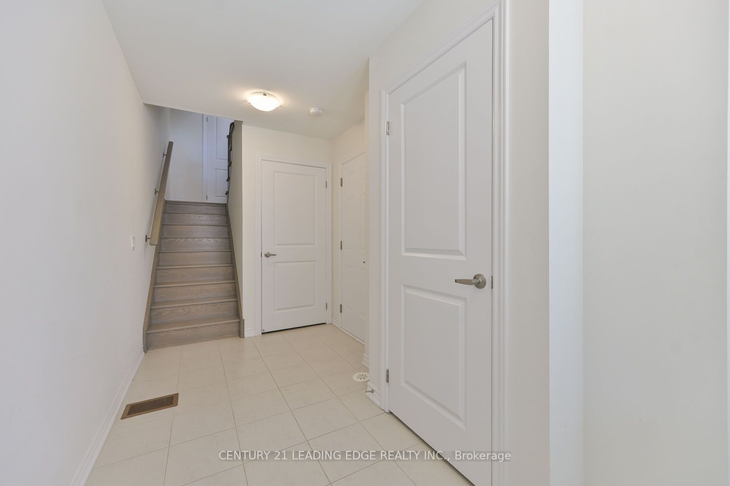 30 William Shearn Crescent, Markham, ON L6C 3J4 photo 5