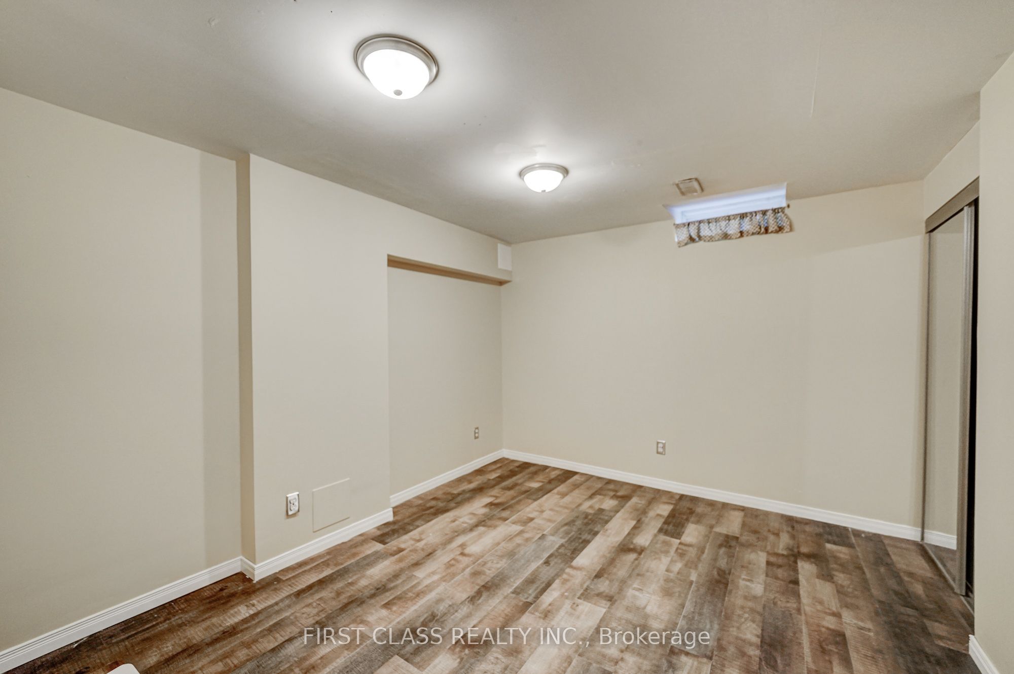 1905 Webster Boulevard Bsmt, Innisfil, ON L9S 2A6 photo 5