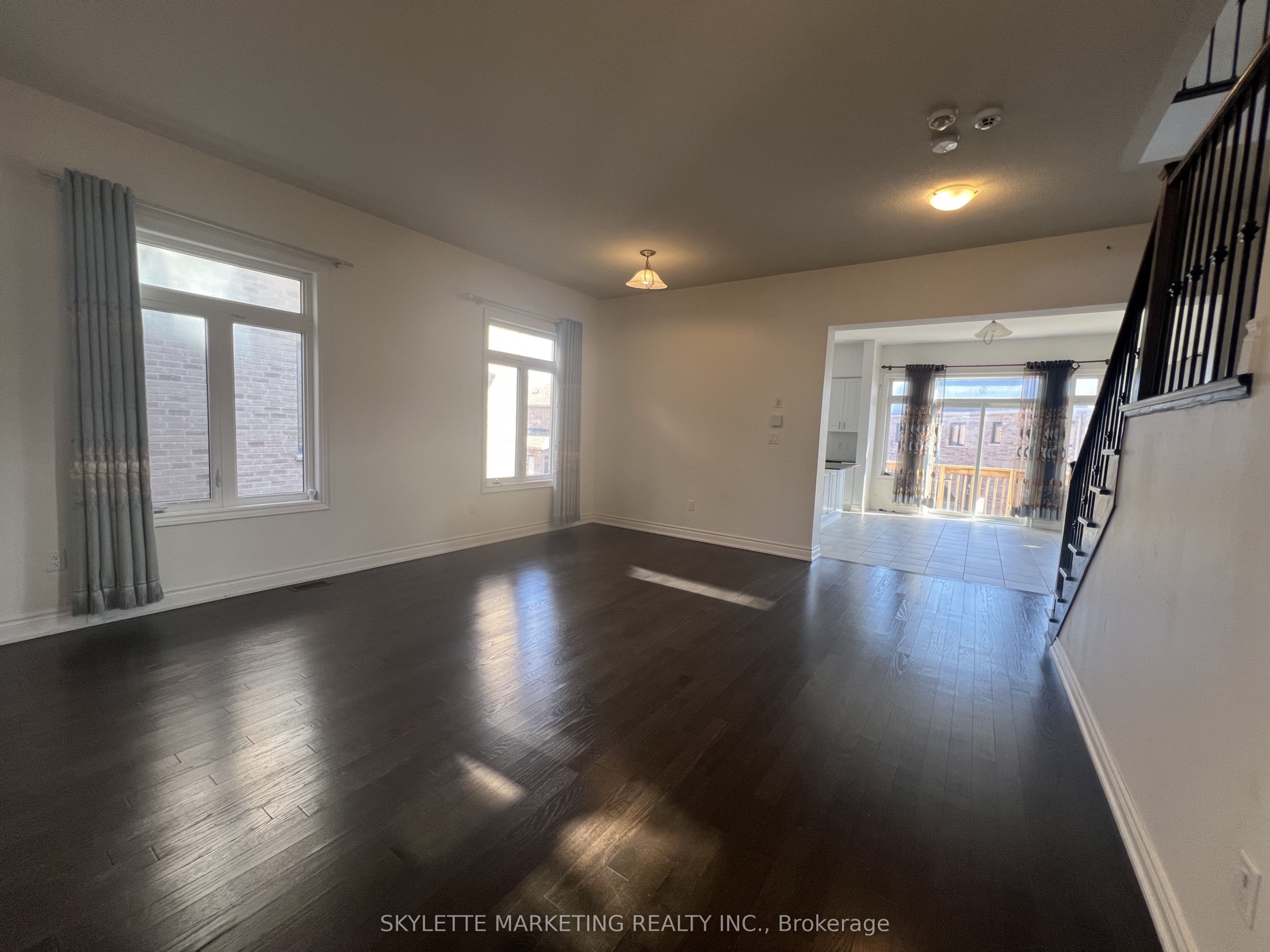 5 Beebalm Lane, East Gwillimbury, ON L9N 0T4 photo 5