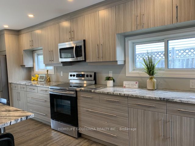 240 Pine Beach Drive, Georgina, ON L4P 2B5 photo 3