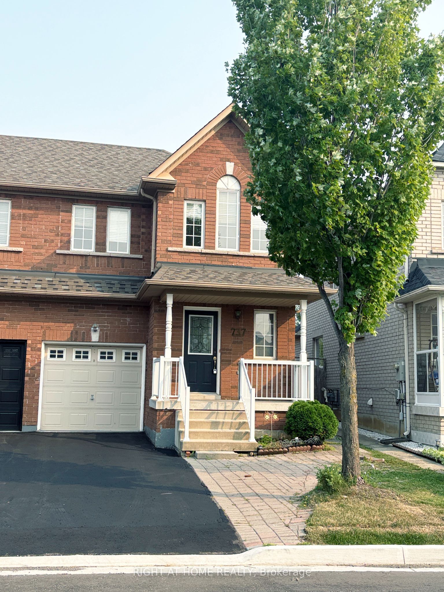 737 Caboto Trail, Markham, ON L3R 5W4 photo 2