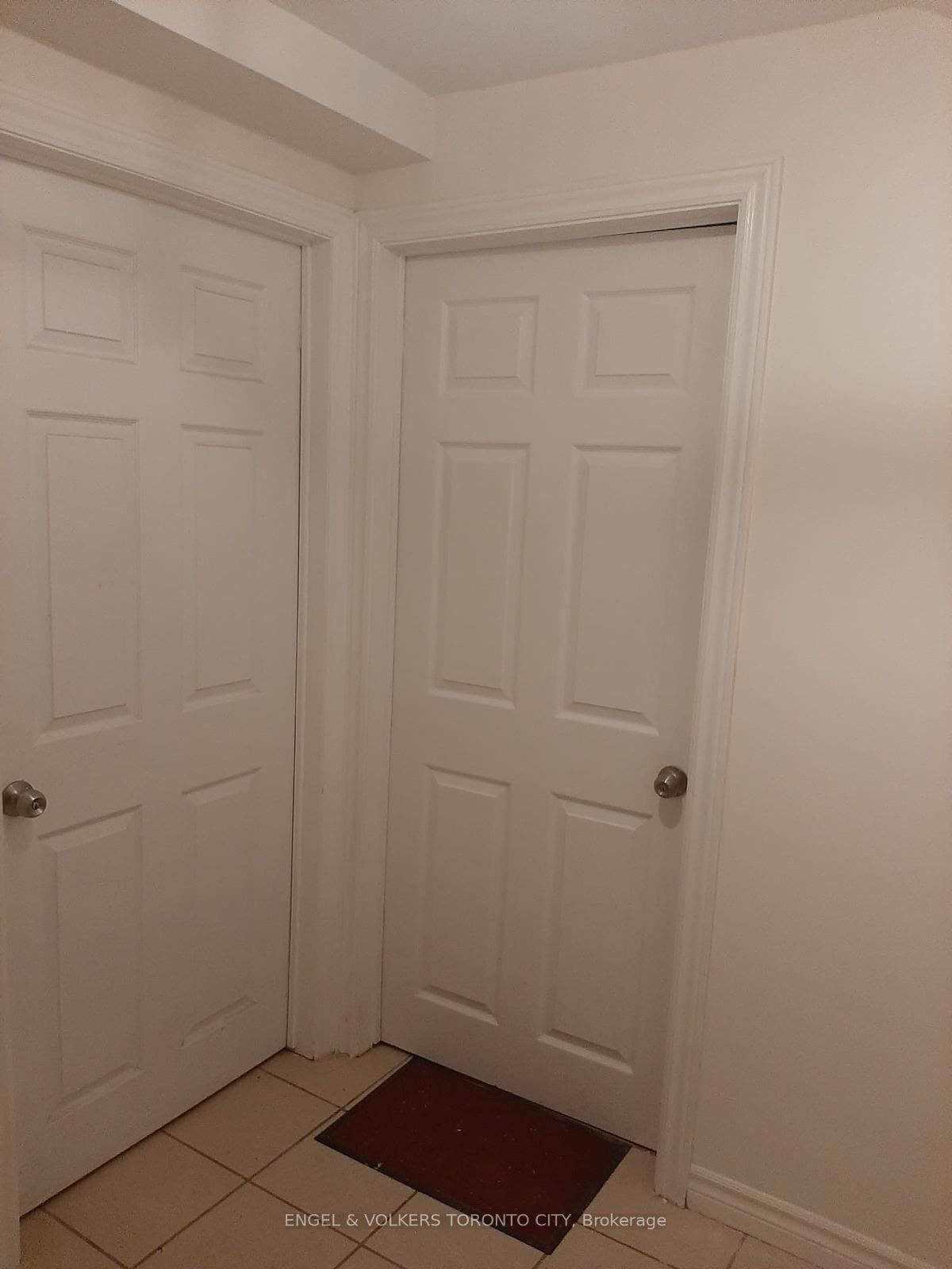 23 Sweet Water Crescent Bsmt, Richmond Hill, ON L4S 2A9 photo 2