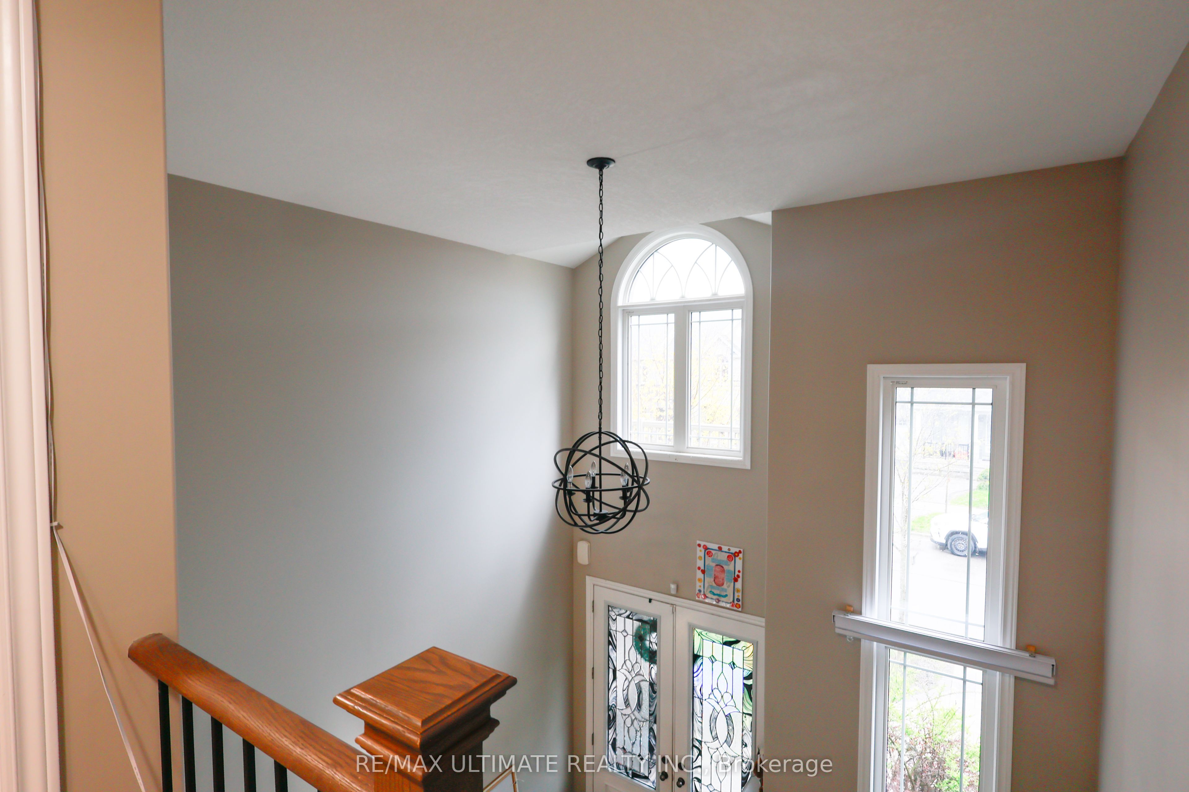 42 Walker Boulevard, New Tecumseth, ON L9R 0N2