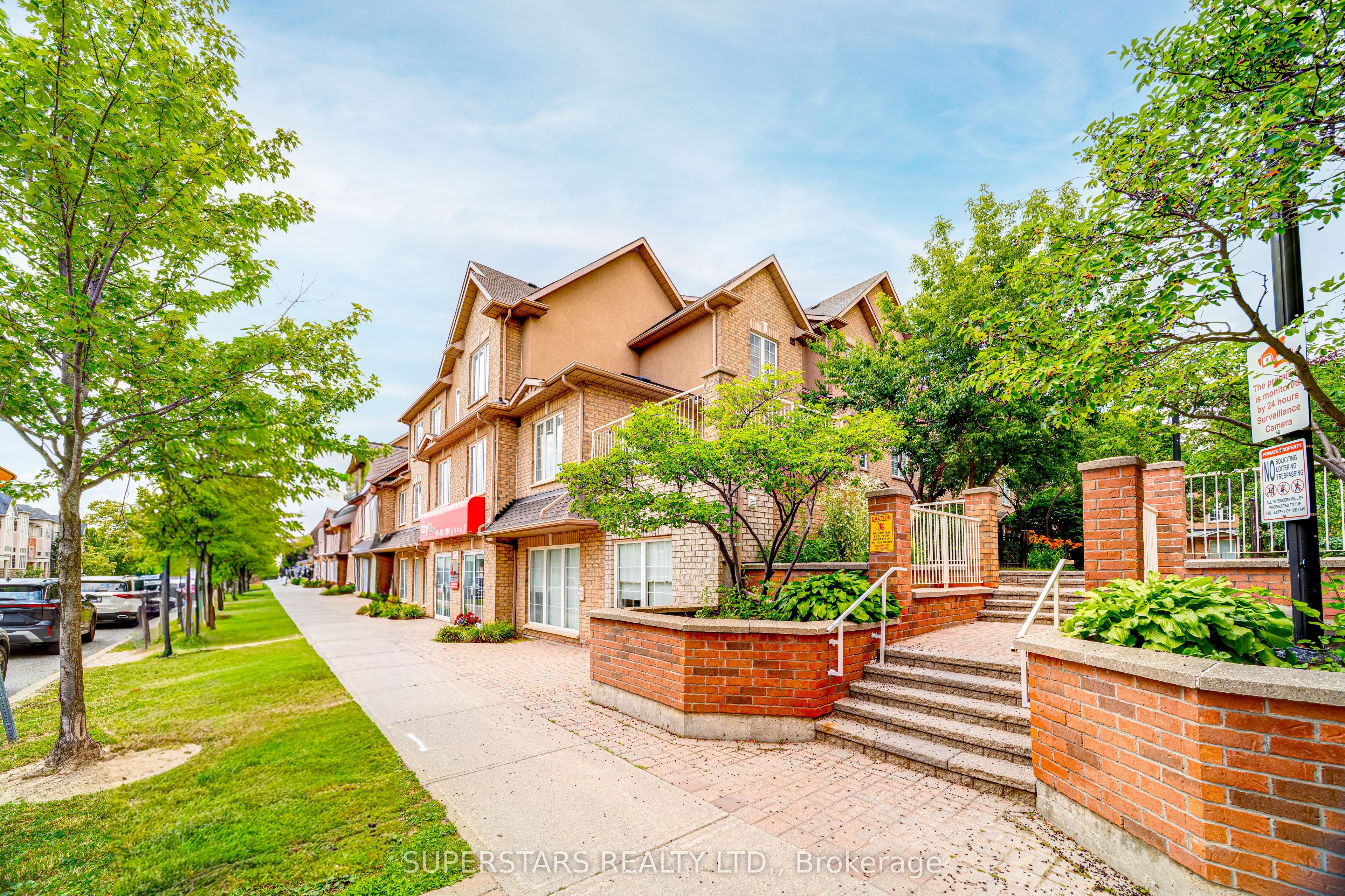 10 Cox Boulevard 27, Markham, ON L3R 4G2 photo 2